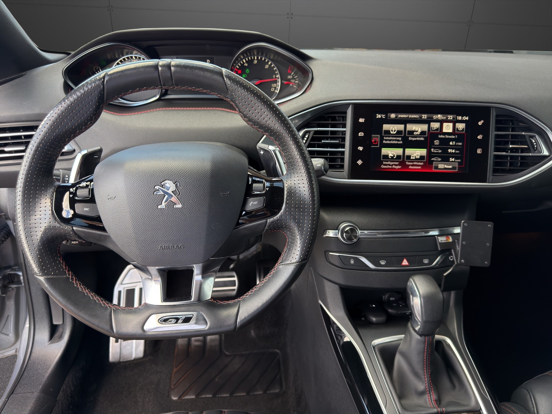 PEUGEOT 308 SW 2.0 BlueHDI GT Automatic-image-12