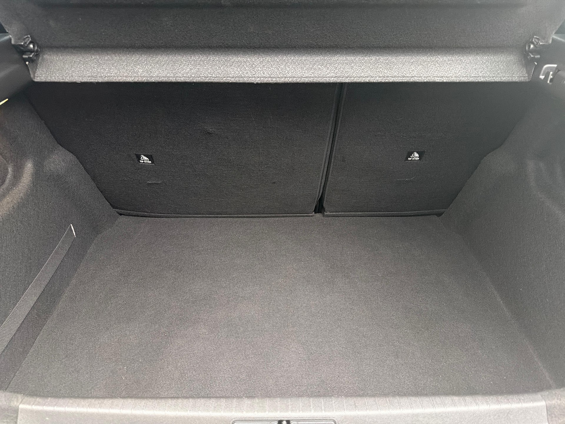 PEUGEOT 208 1.2 PureTech 100 Active Pack-image-11