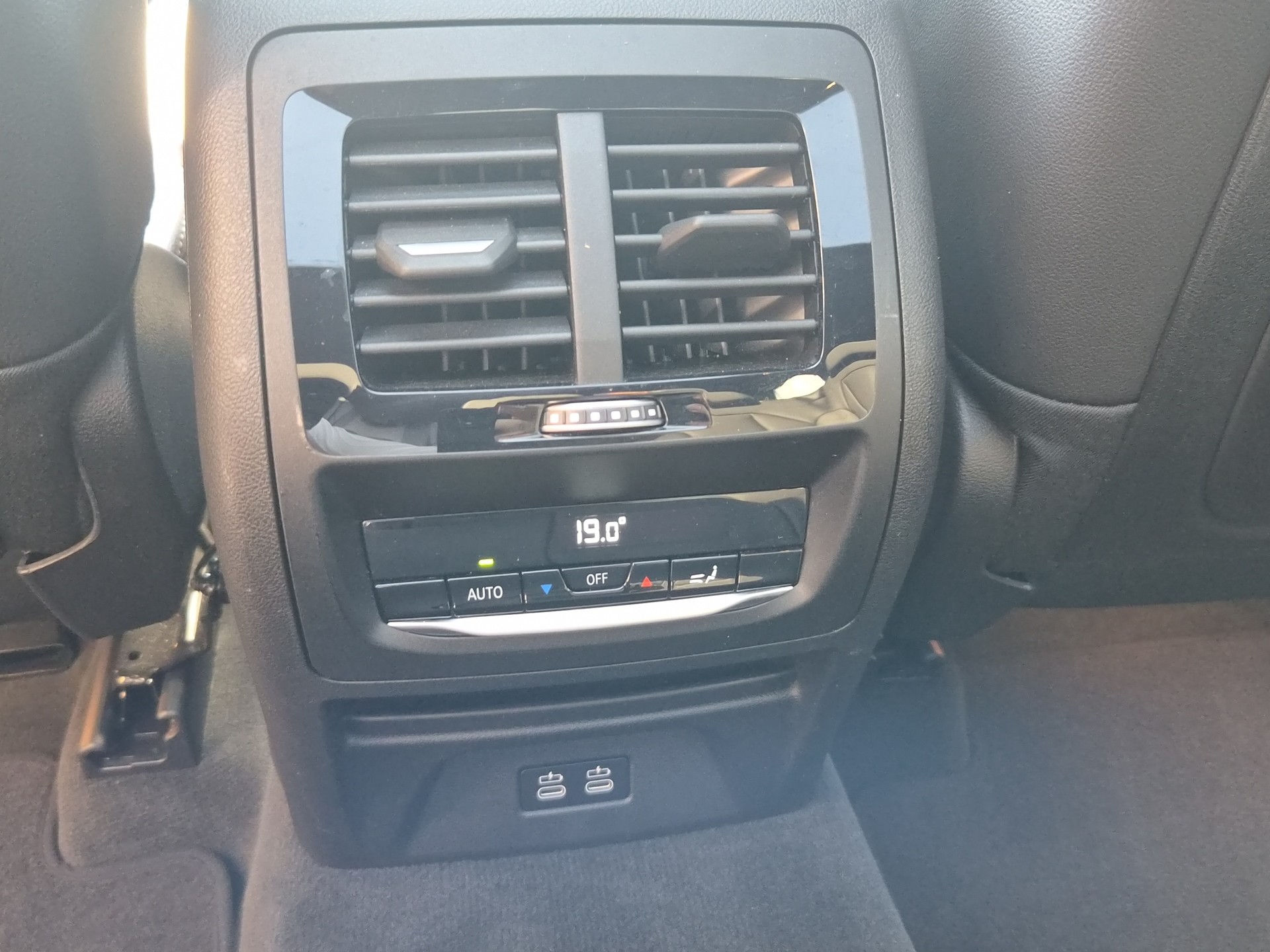 BMW X3 xDrive 30e M Sport-image-26