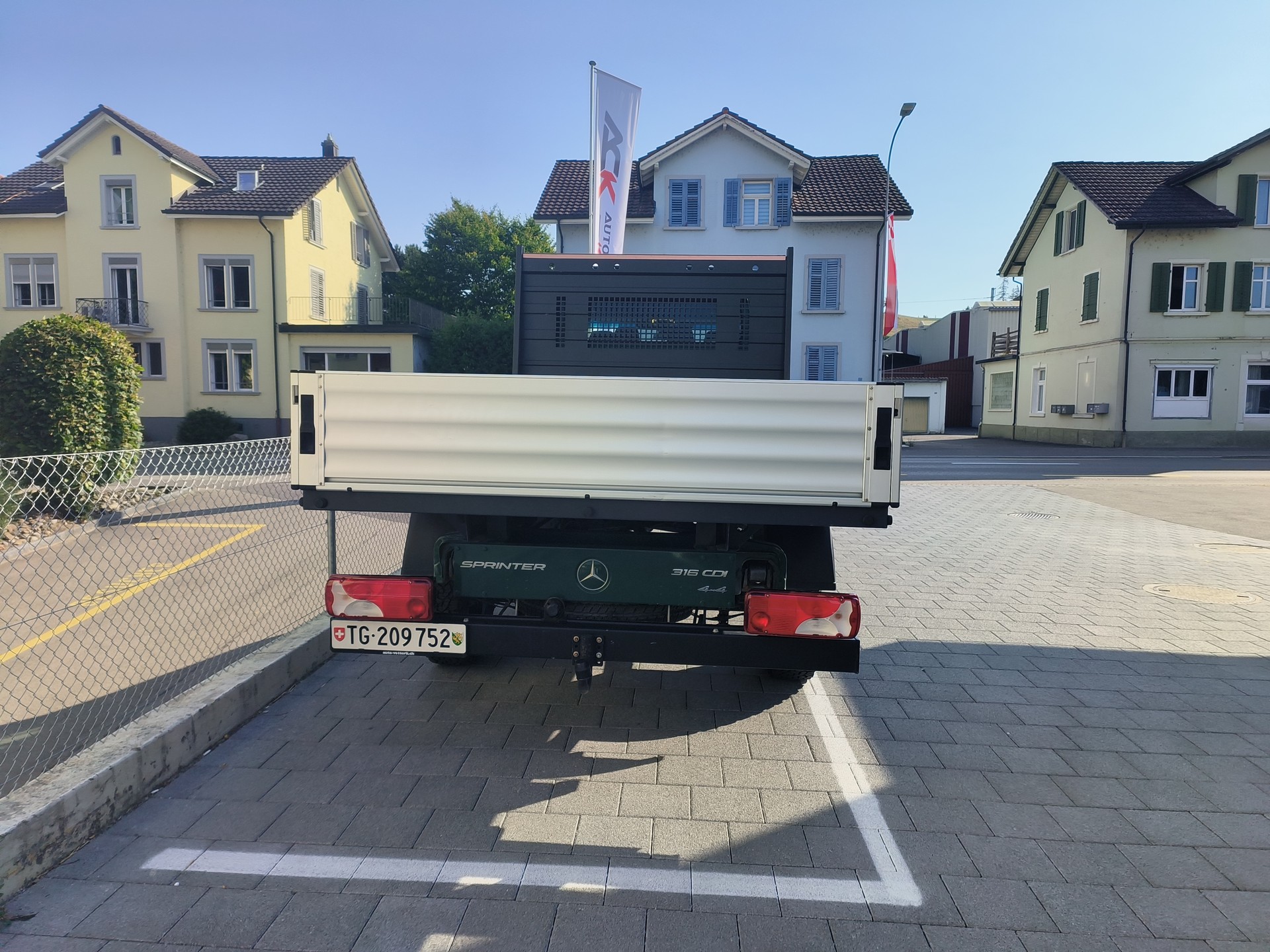 MERCEDES-BENZ Sprinter-image-3