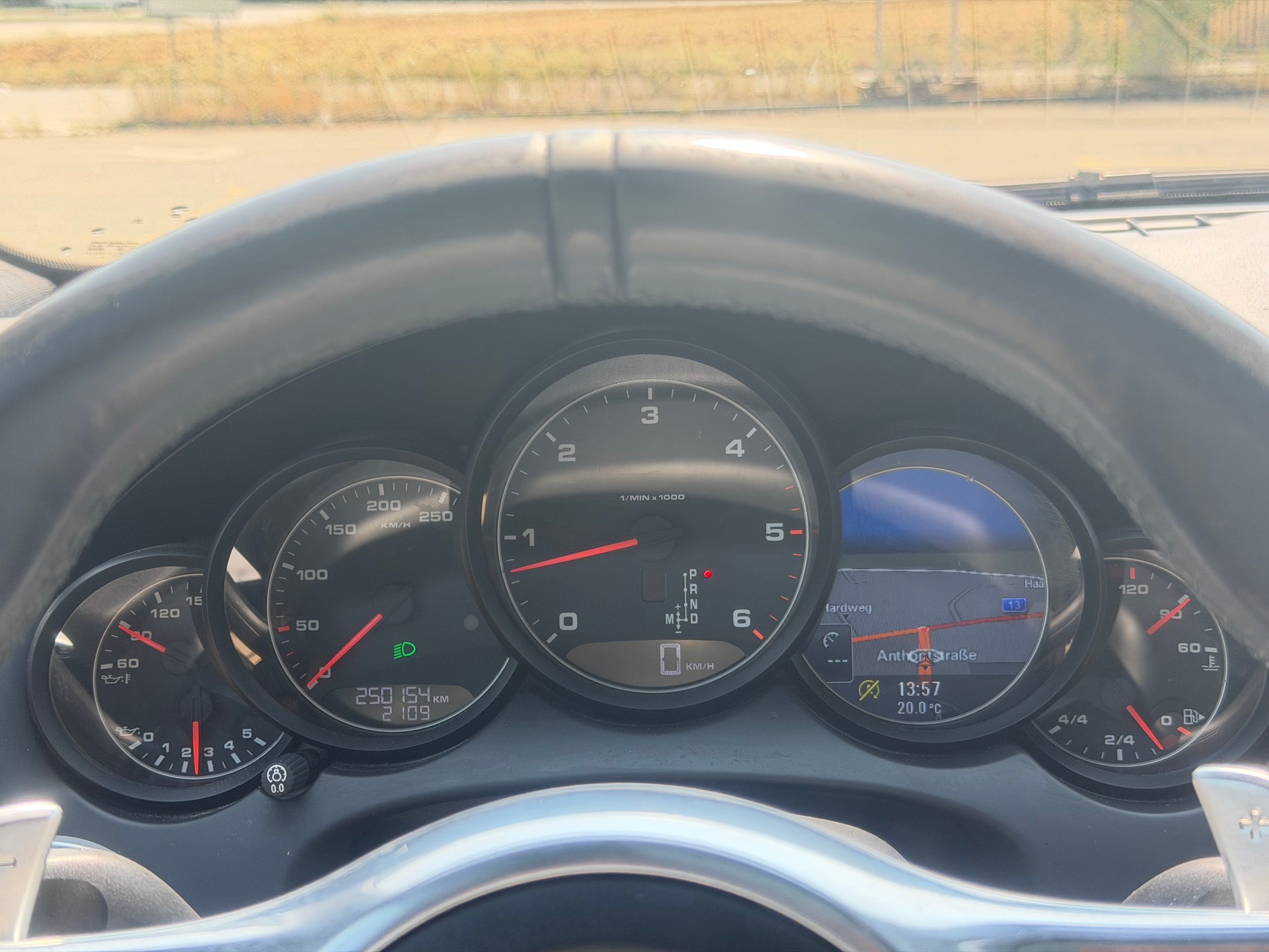 PORSCHE Cayenne Diesel-image-14