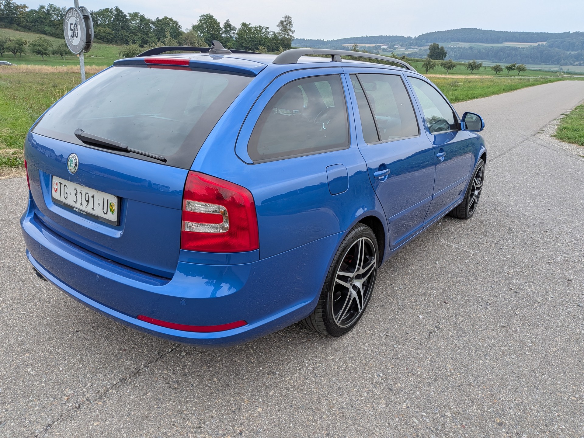 SKODA Octavia 2.0 TDI RS DSG-image-9