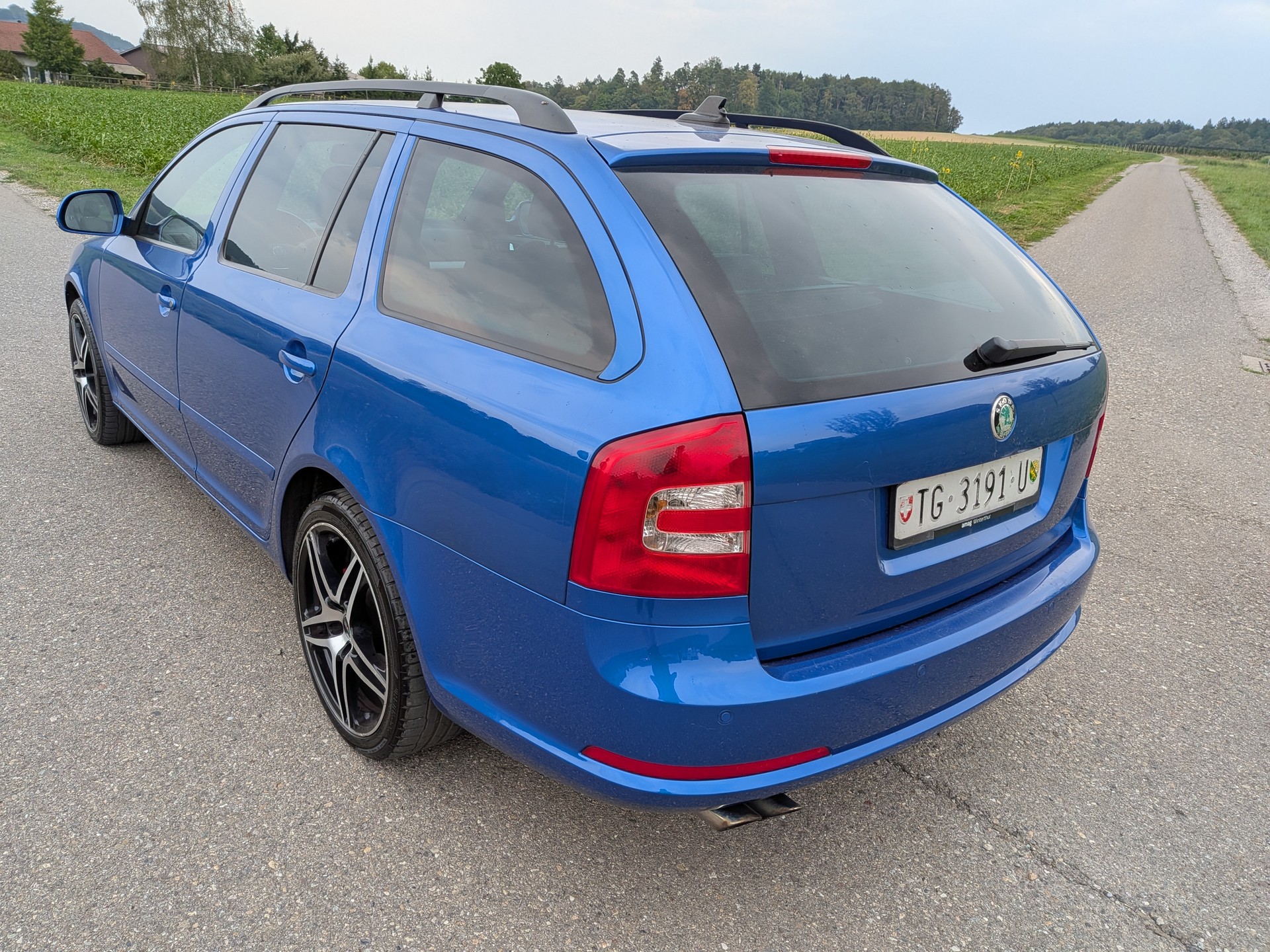 SKODA Octavia 2.0 TDI RS DSG-image-8