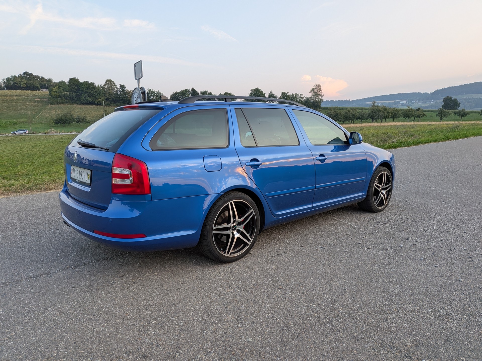 SKODA Octavia 2.0 TDI RS DSG-image-8