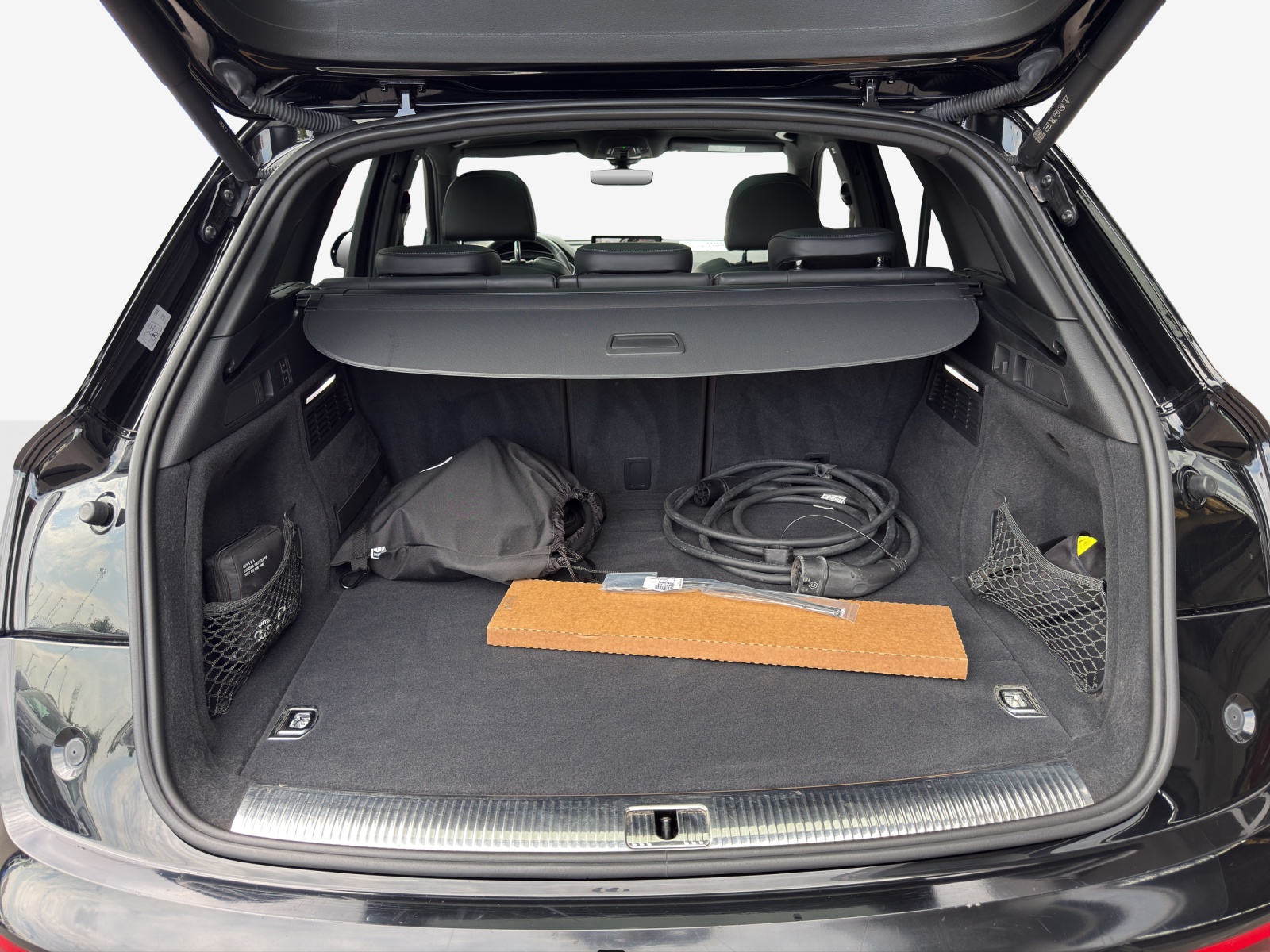 AUDI Q5 55 TFSI e PHEV S line quattro S-tronic-image-13