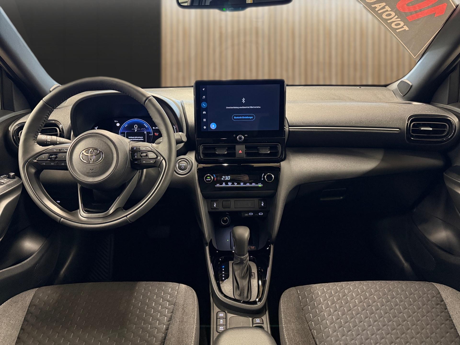 TOYOTA Yaris Cross 1.5 Trend AWDi e-CVT-image-12