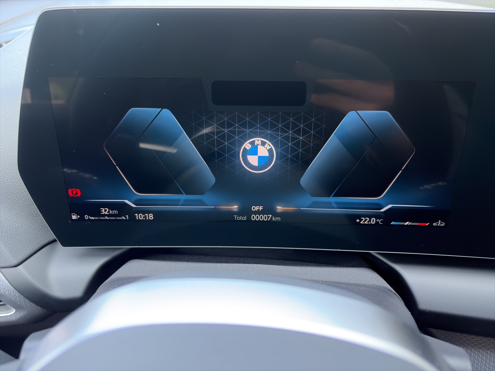 BMW 120i-image-11