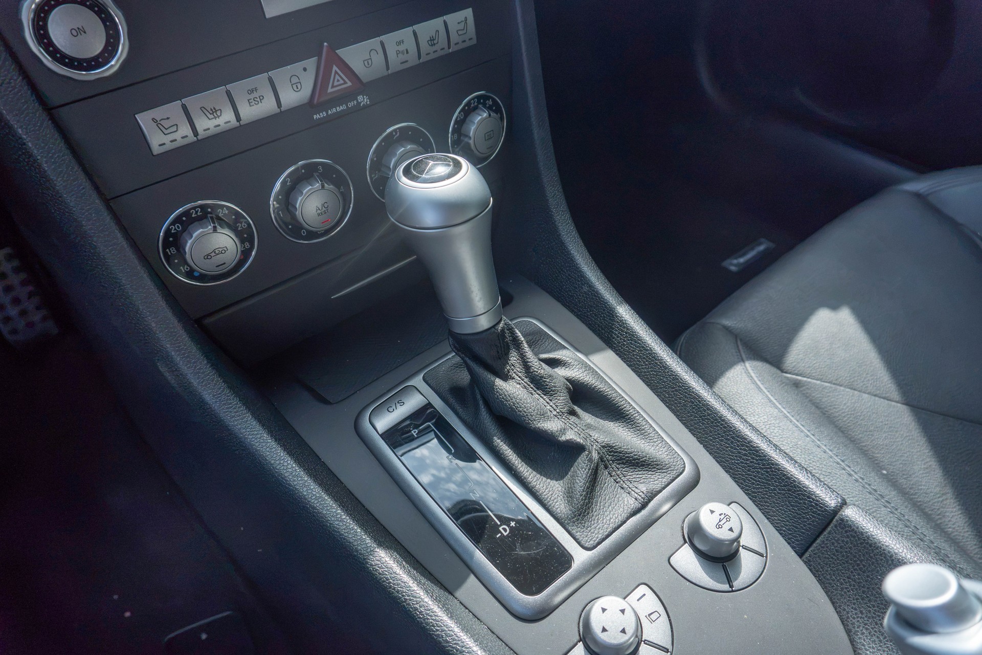 MERCEDES-BENZ SLK 200 Kompressor Automatic-image-9