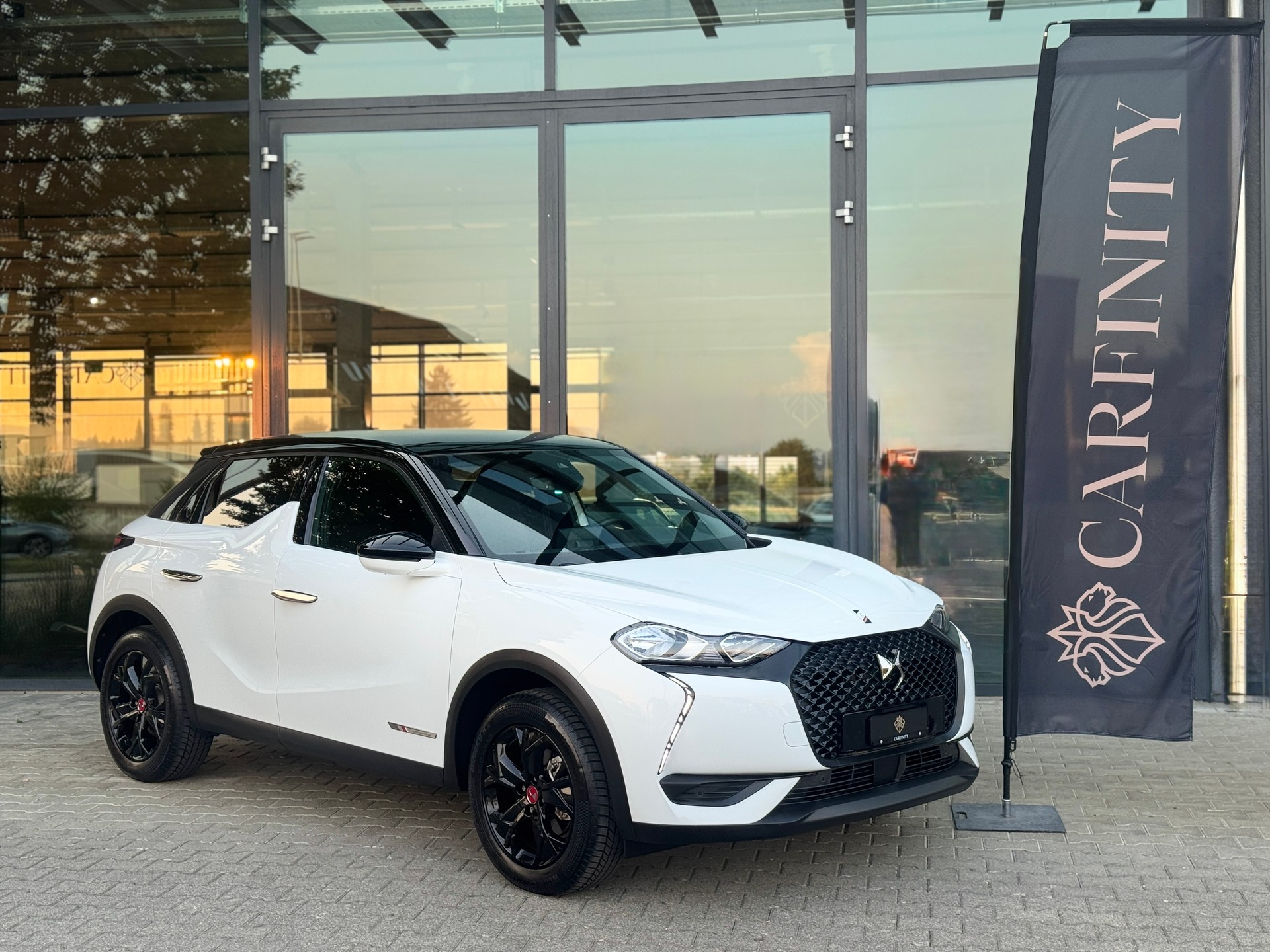 DS AUTOMOBILES DS 3 Crossback E-Tense 136 Performance Line-image-0