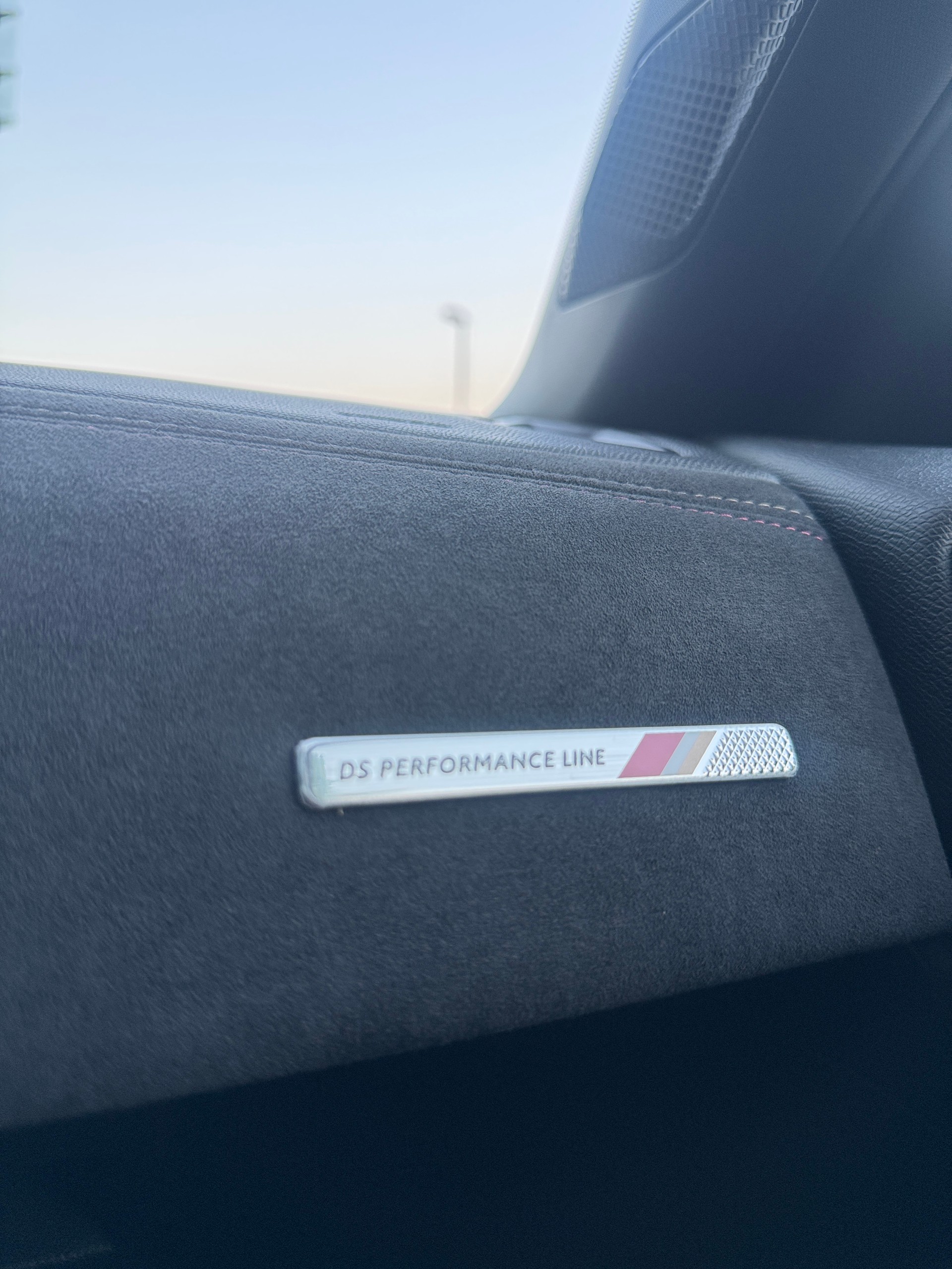 DS AUTOMOBILES DS 3 Crossback E-Tense 136 Performance Line-image-19