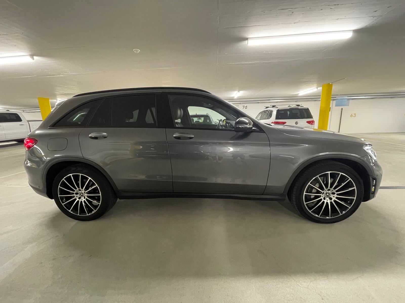 MERCEDES-BENZ GLC 220 d AMG Line 4m 9-G-image-10