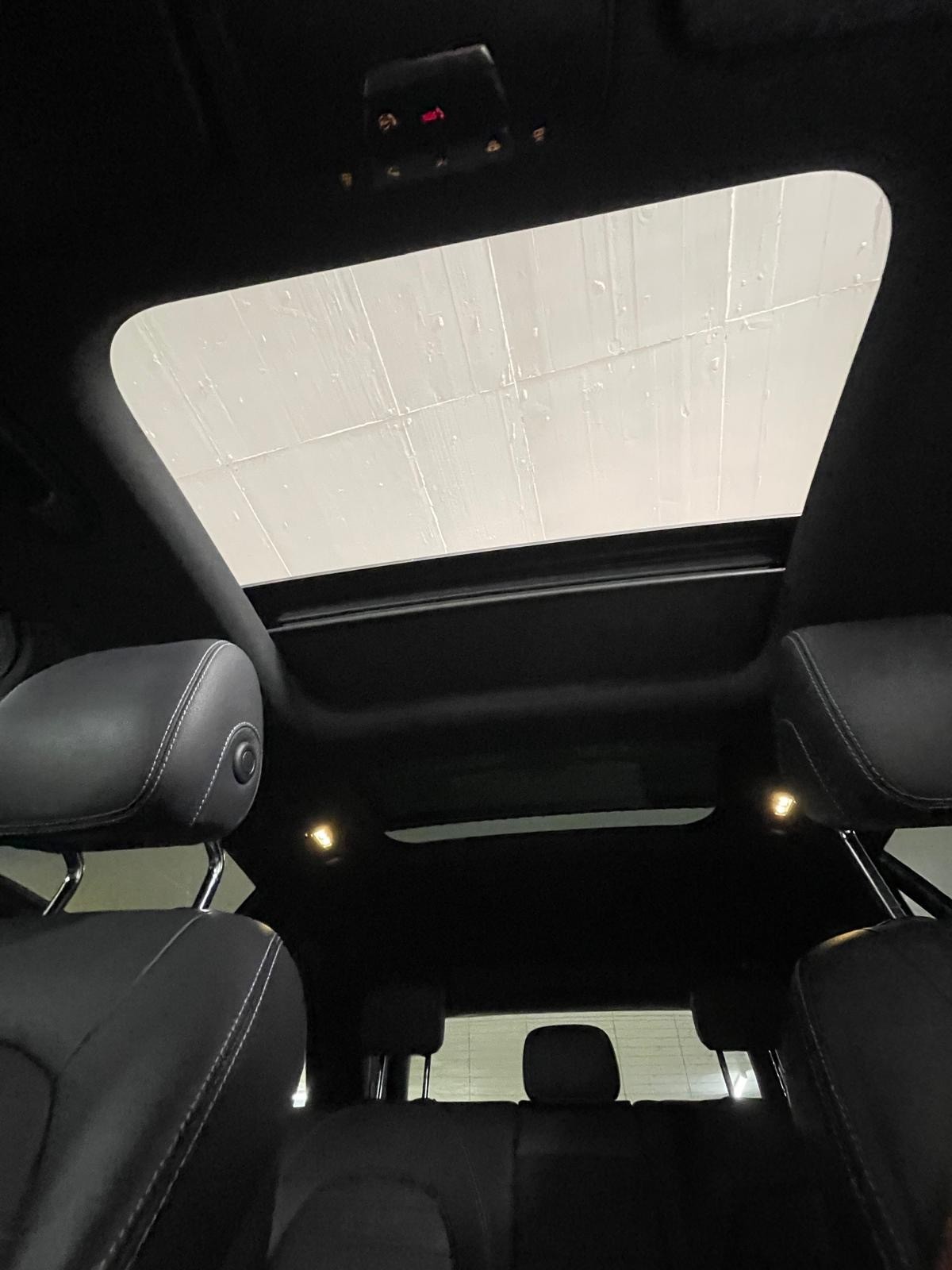 MERCEDES-BENZ GLC 220 d AMG Line 4m 9-G-image-4