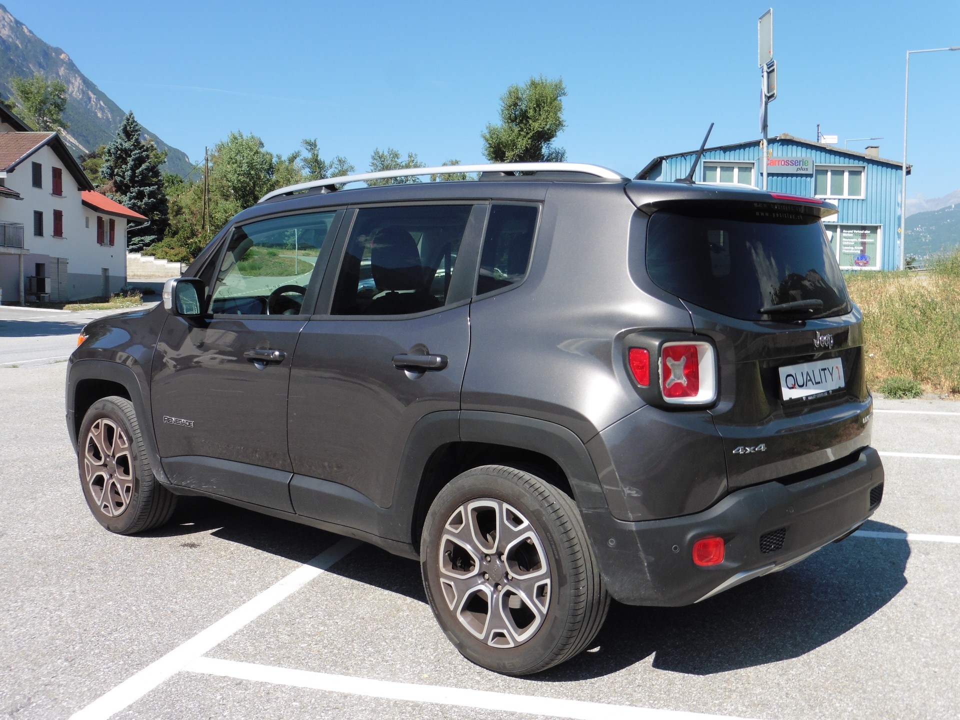 JEEP Renegade 1.4 Turbo Limited AWD-image-6