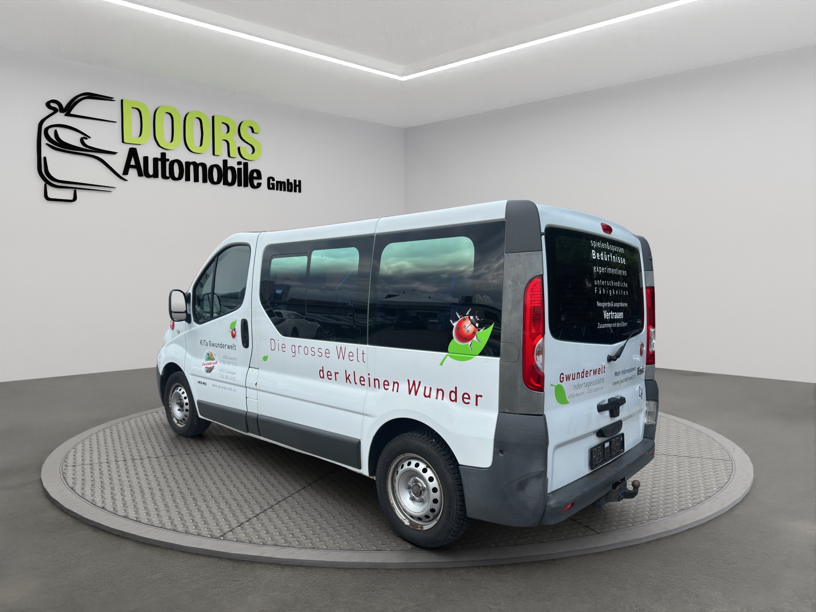 RENAULT Trafic 2.0 dCi 115 2.7t L1H1 Authentique-image-5