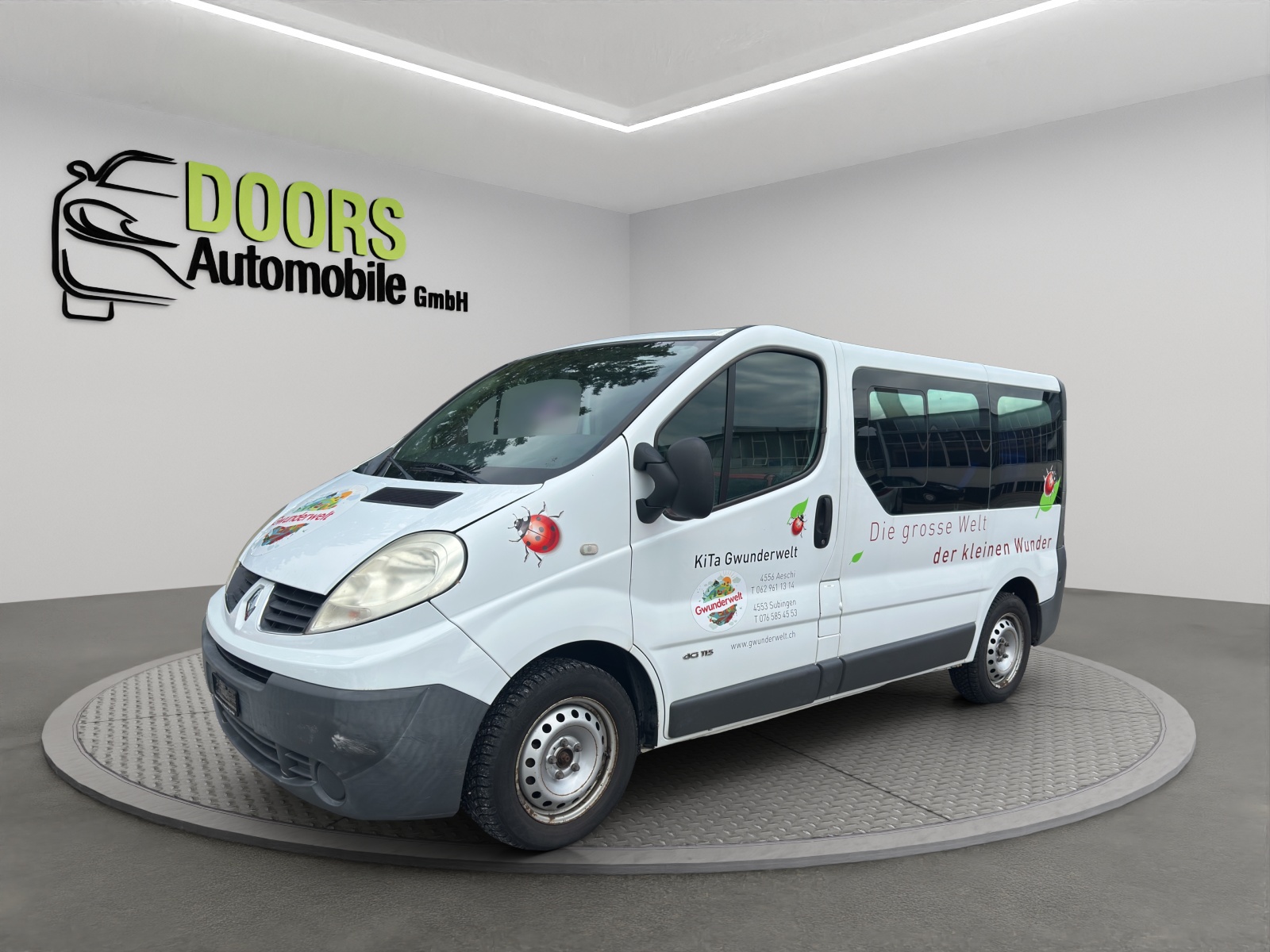 RENAULT Trafic 2.0 dCi 115 2.7t L1H1 Authentique-showroom-element-2