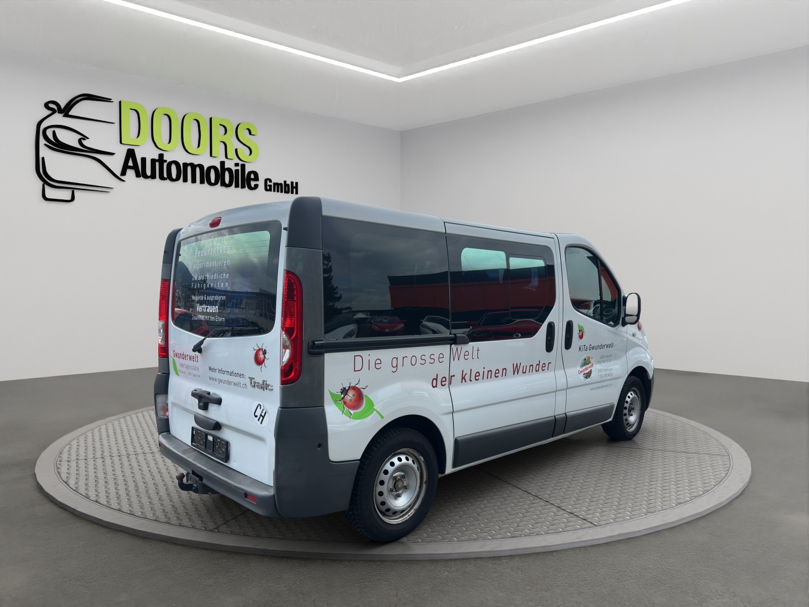 RENAULT Trafic 2.0 dCi 115 2.7t L1H1 Authentique-image-4