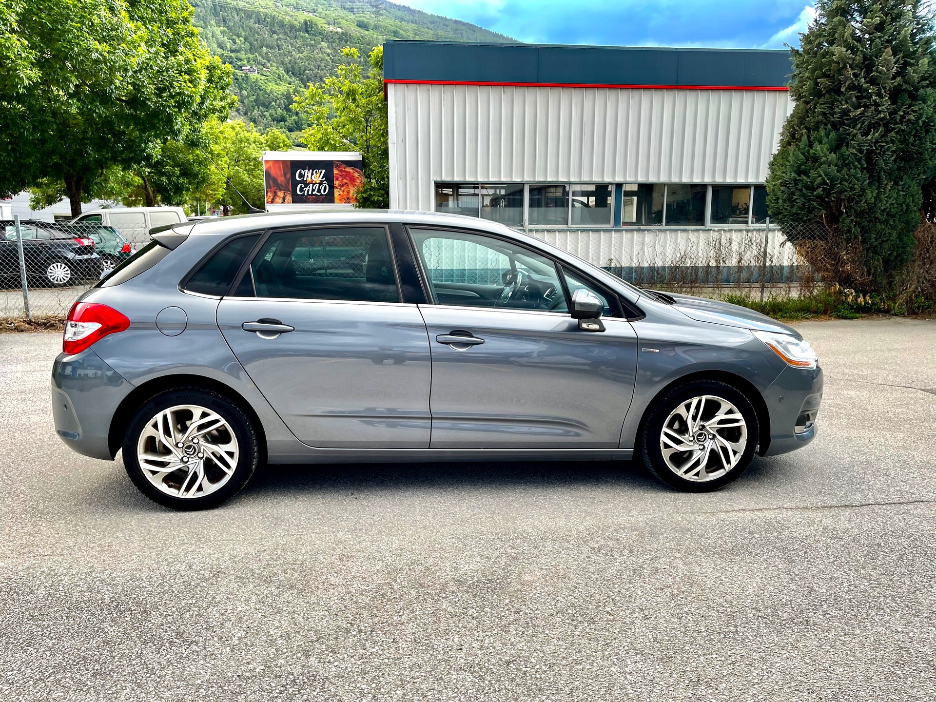CITROEN C4 Berline 1.6 VTi Exclusive-image-17