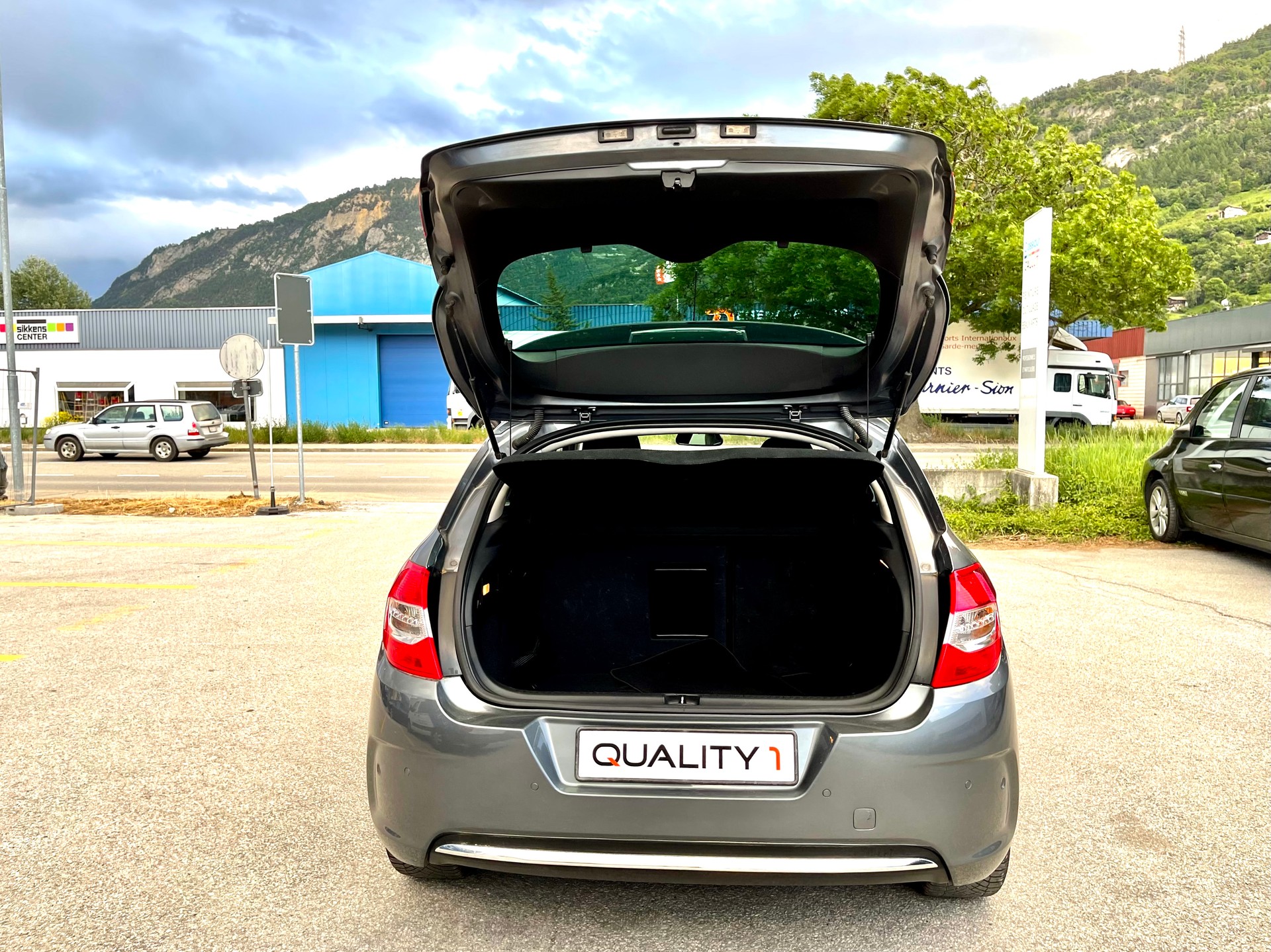 CITROEN C4 Berline 1.6 VTi Exclusive-image-5