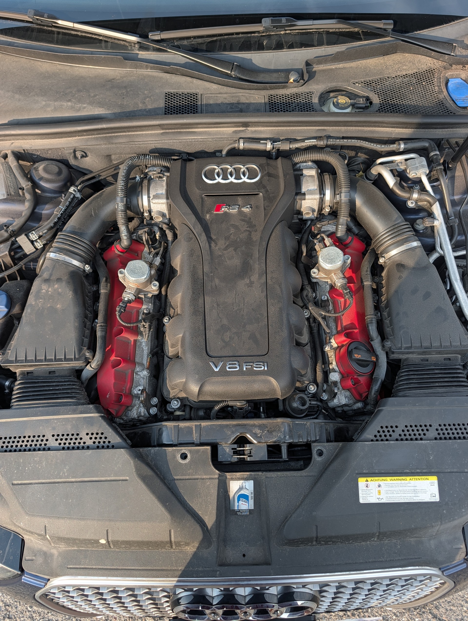 AUDI 4.2 V8 FSI quattro S-Tronic-image-5