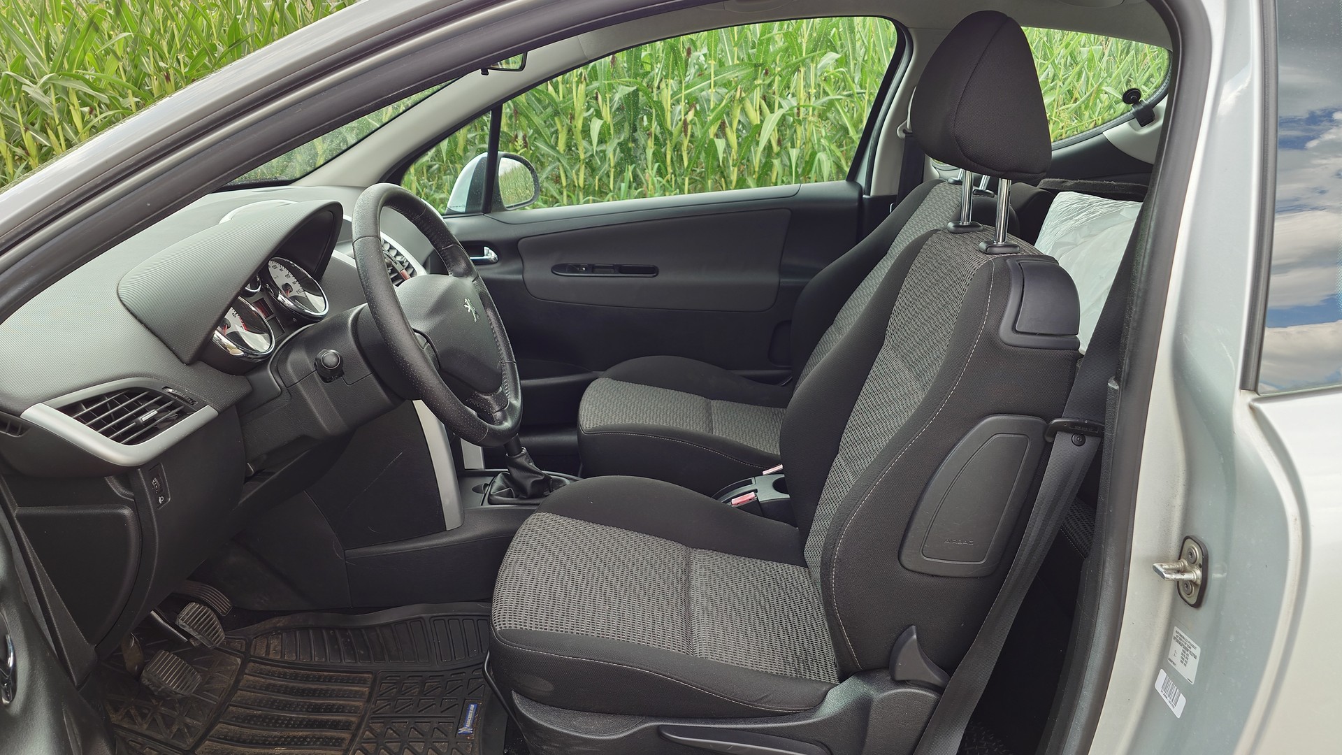 PEUGEOT 207 1.6 16V Sport Pack-image-10