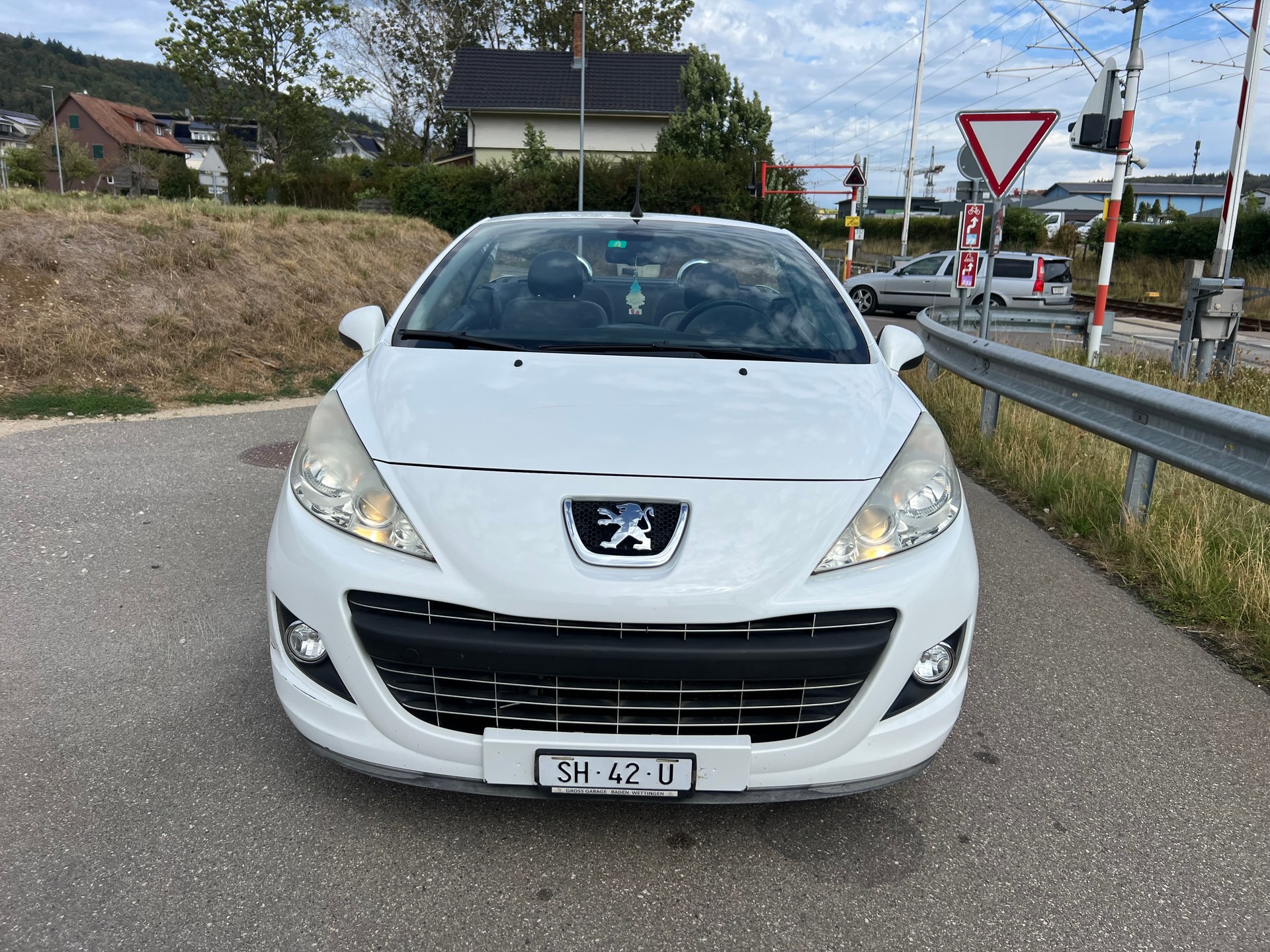 PEUGEOT 207 CC 1.6 16V Sport Automatic-image-1