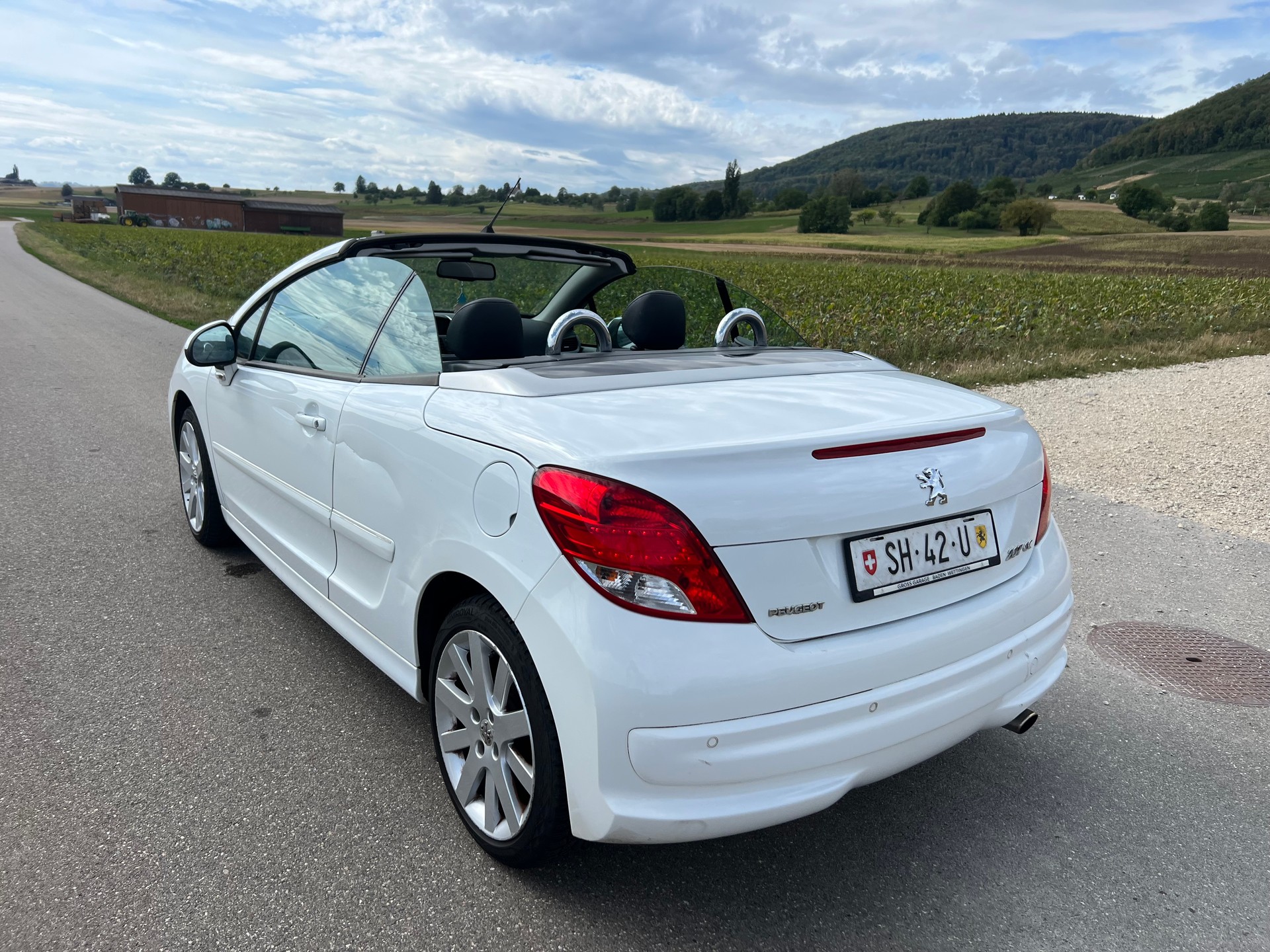 PEUGEOT 207 CC 1.6 16V Sport Automatic-image-6