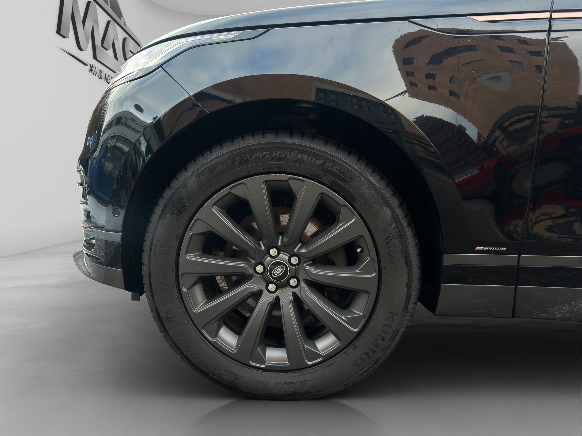 LAND ROVER Range Rover Velar R-Dynamic D 240 SE Automatic-image-13