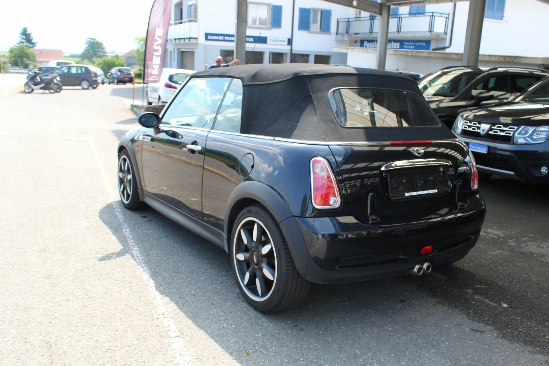 MINI Cooper S Cabriolet-image-4