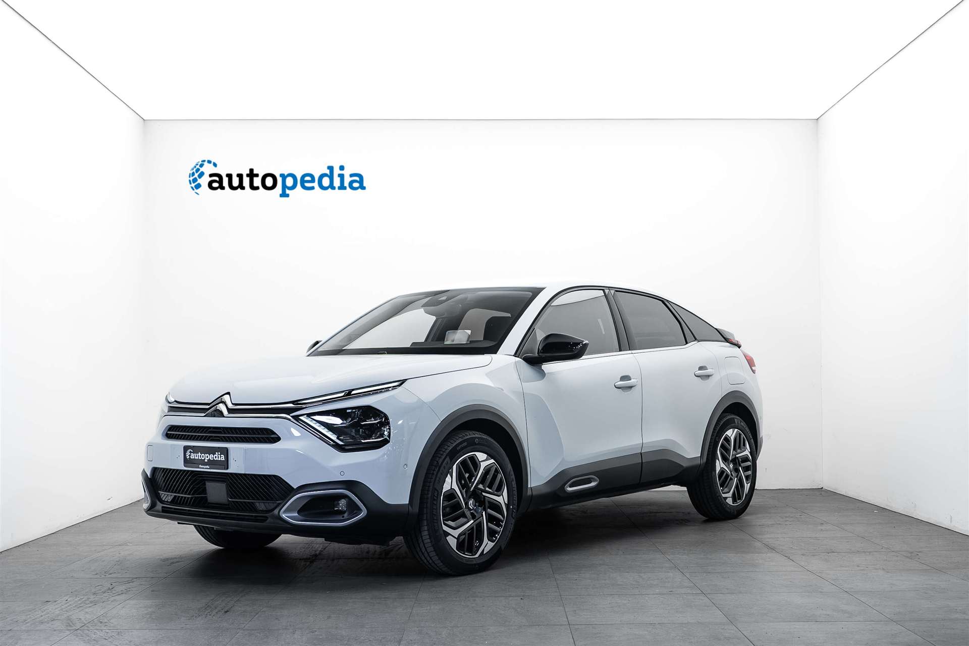 CITROEN CITROEN C4 1.2 PureTech Shine EAT8-Automat