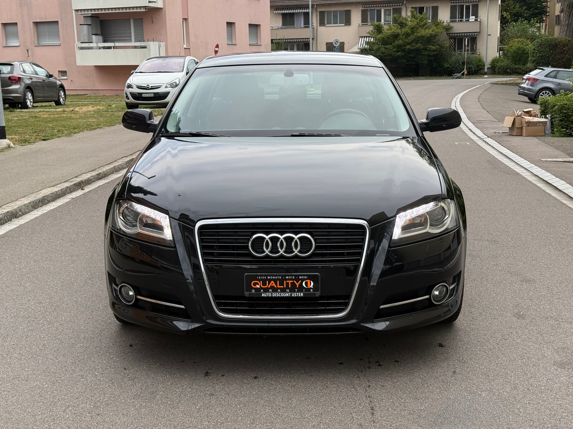 AUDI A3 Sportback 1.8 TFSI Ambiente S-tronic-image-0