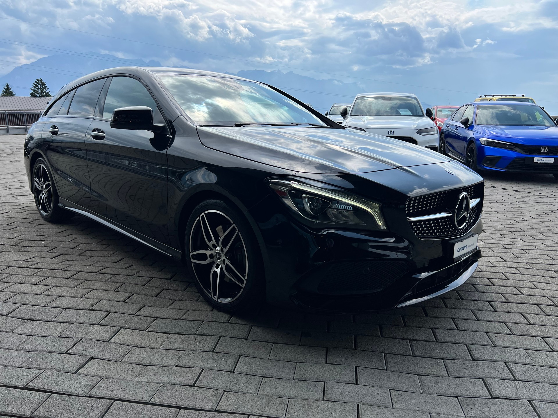 MERCEDES-BENZ CLA 220 AMG Line 4Matic-image-0