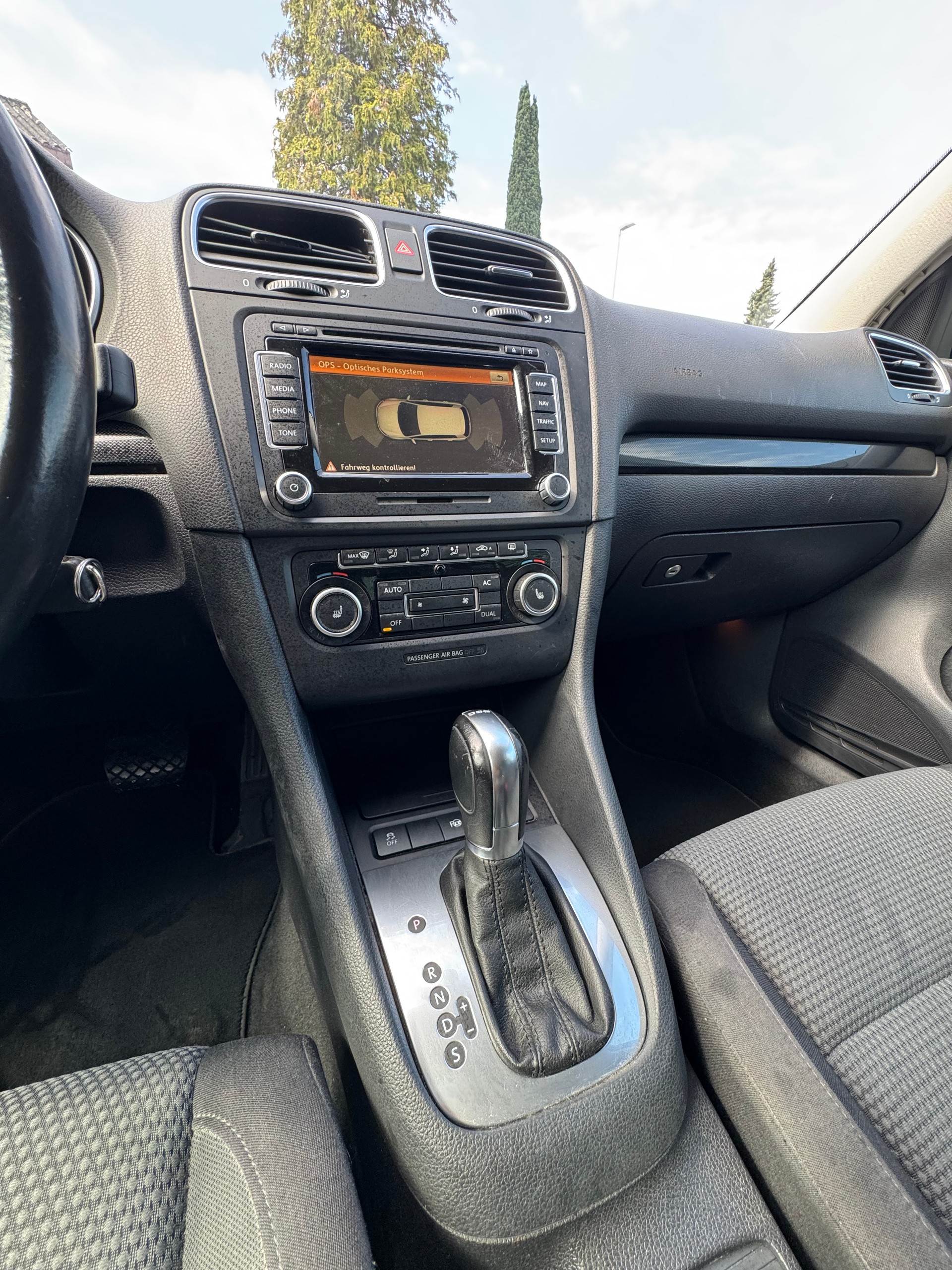 VW Golf 1.4 TSI Team DSG-image-3