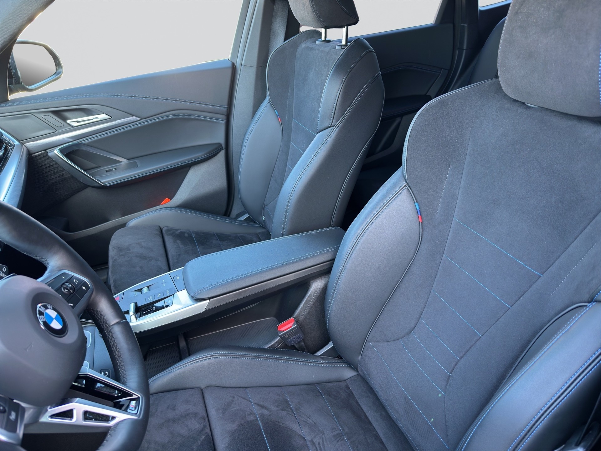 BMW X1 xDrive 20d 48V M Sport-image-4