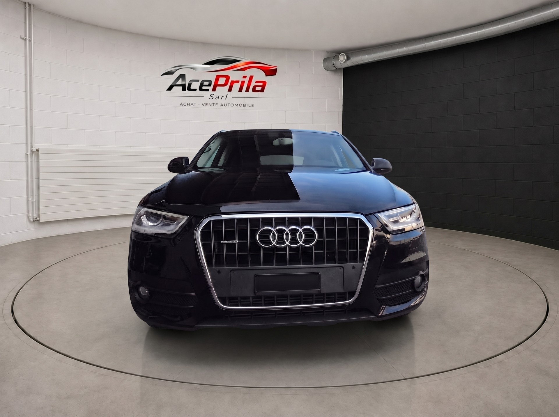 AUDI Q3 2.0 TDI quattro S-tronic-image-4