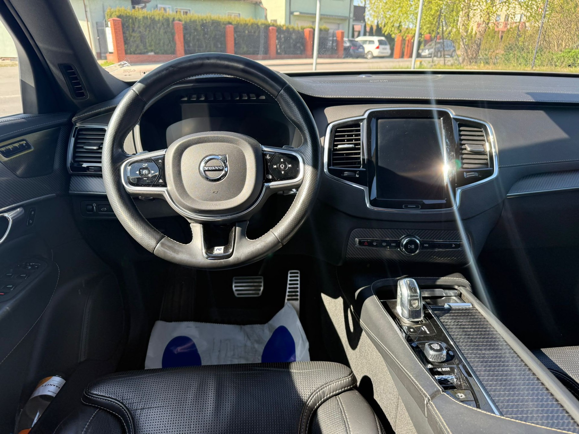 VOLVO XC90 T8 AWD R-Design Geartronic-image-11