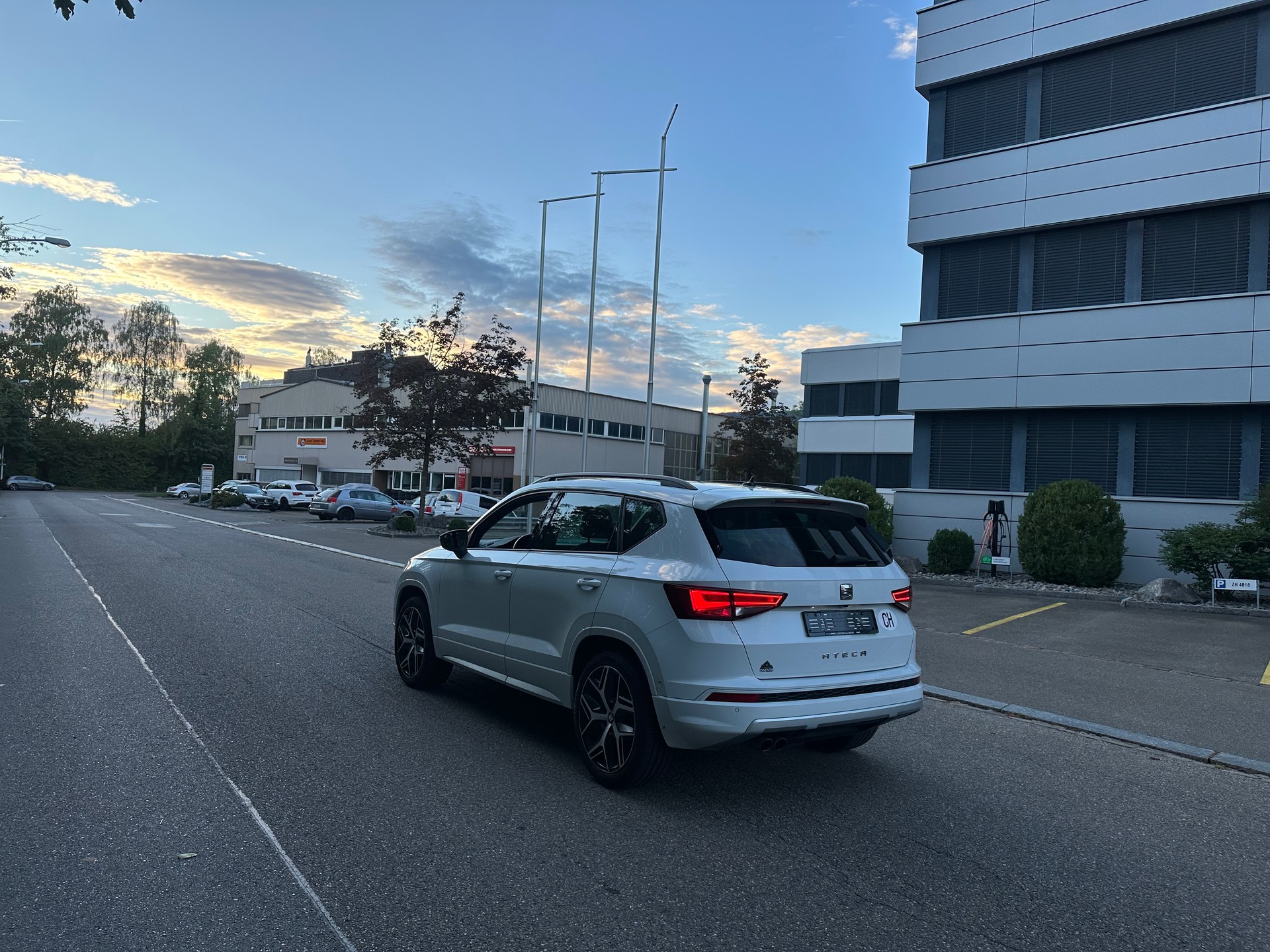 SEAT Ateca 2.0 TSI FR 4Drive DSG-image-4
