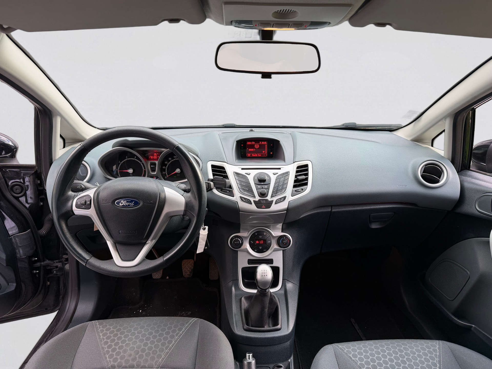 FORD Fiesta 1.25 16V Trend-image-12