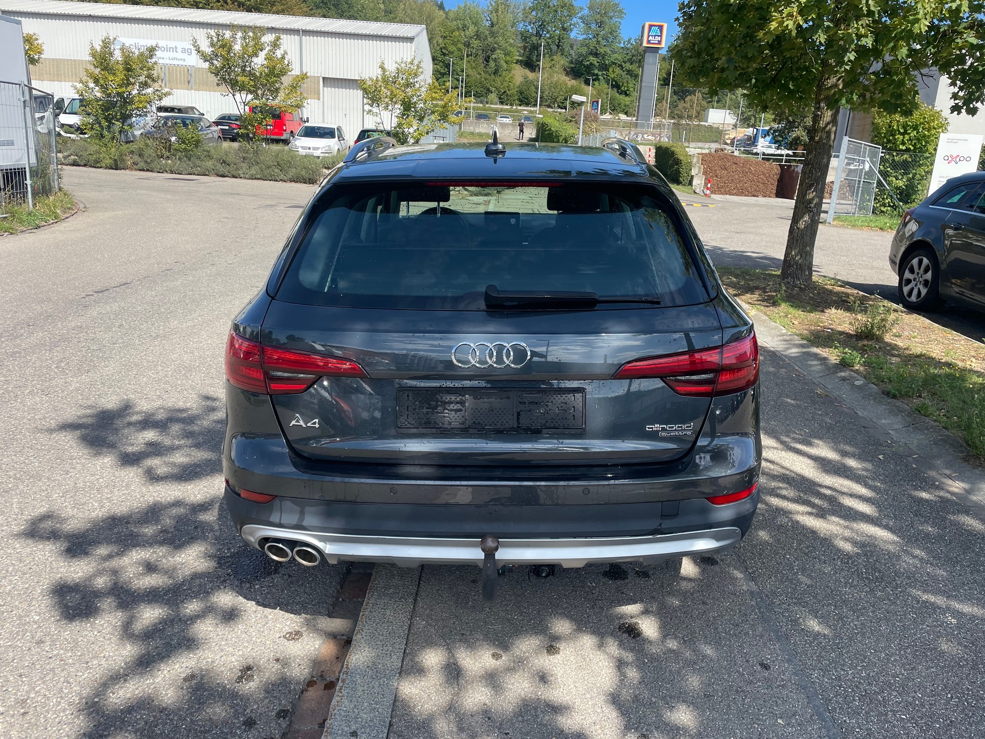 AUDI A4 allroad 2.0 TDI quattro S-tronic-image-9