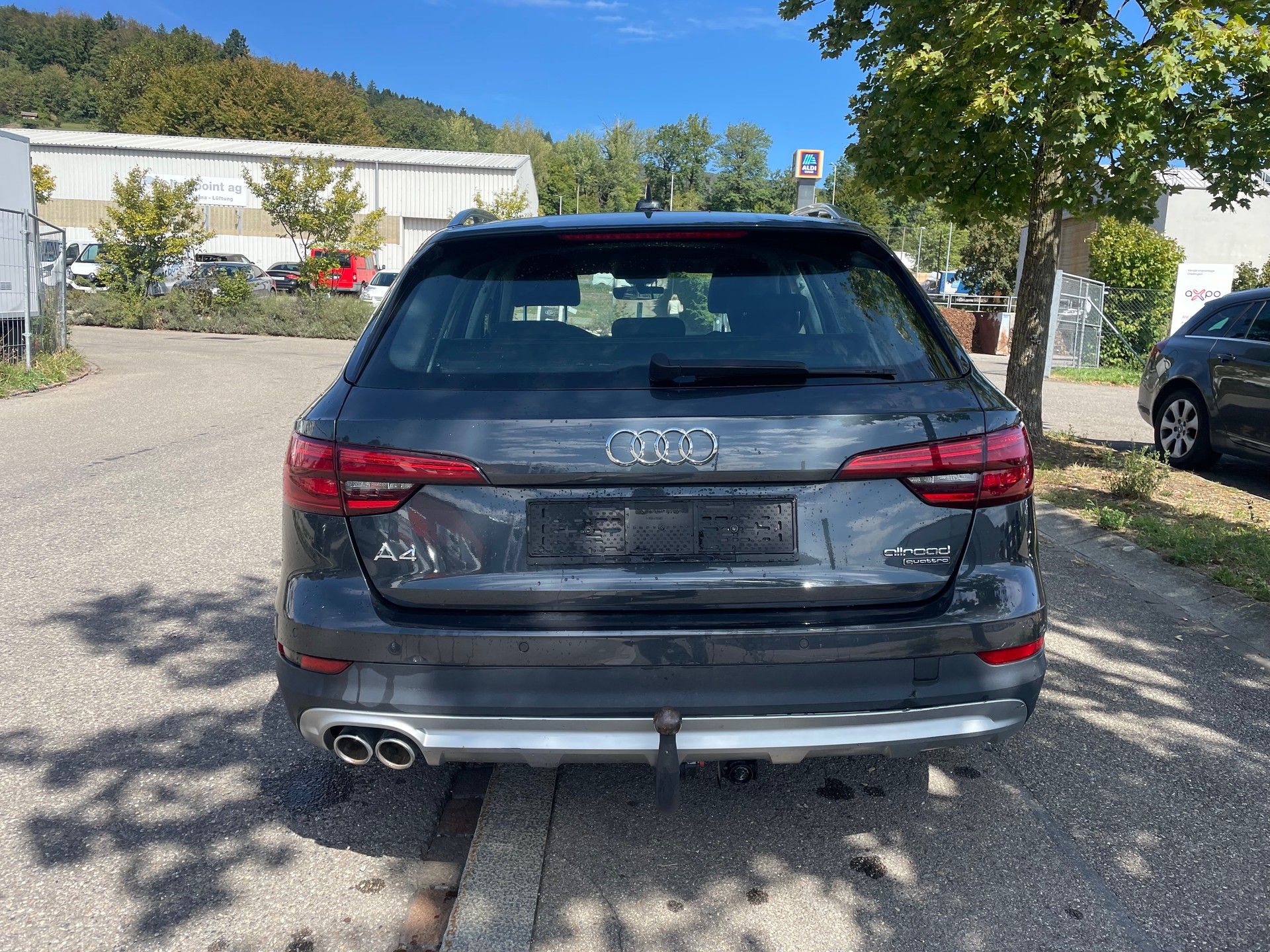 AUDI A4 allroad 2.0 TDI quattro S-tronic-image-7