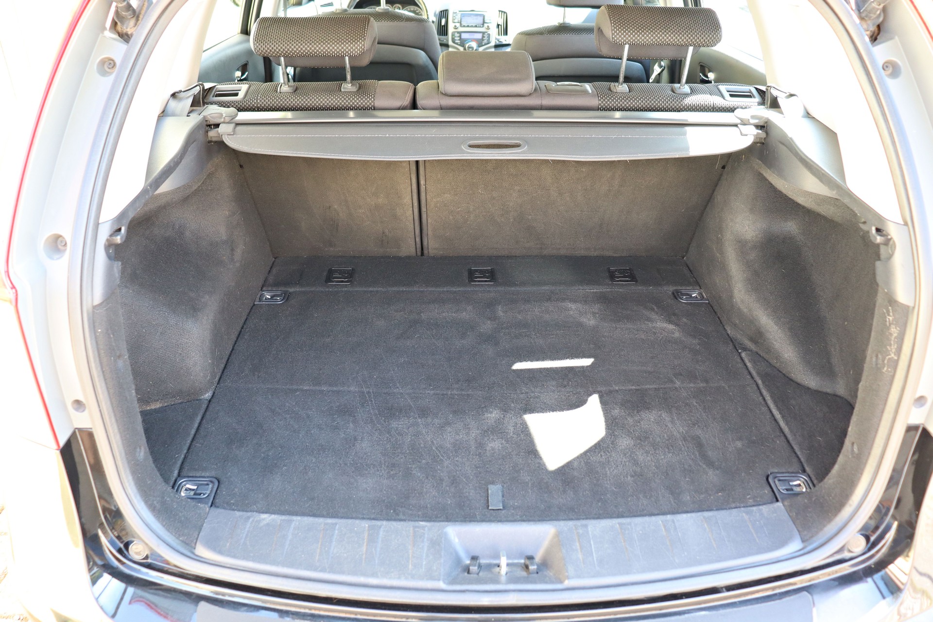 HYUNDAI i30 Wagon 1.6 Style Automatic-image-14