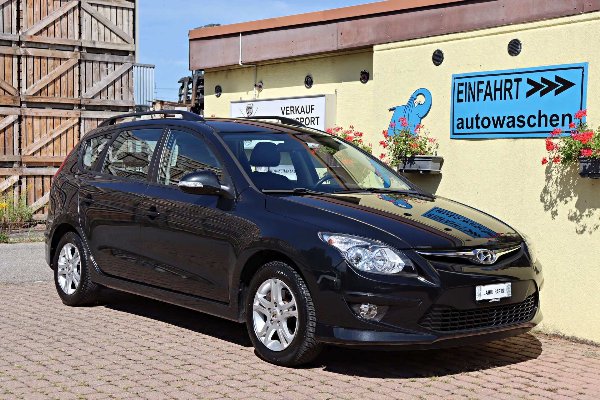 HYUNDAI i30 Wagon 1.6 Style Automatic-image-5