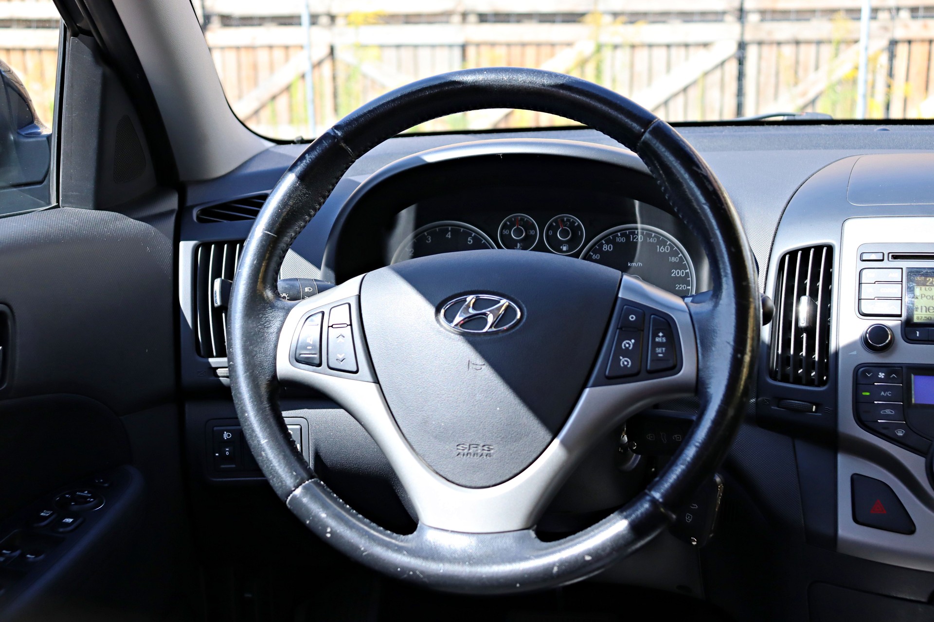 HYUNDAI i30 Wagon 1.6 Style Automatic-image-9