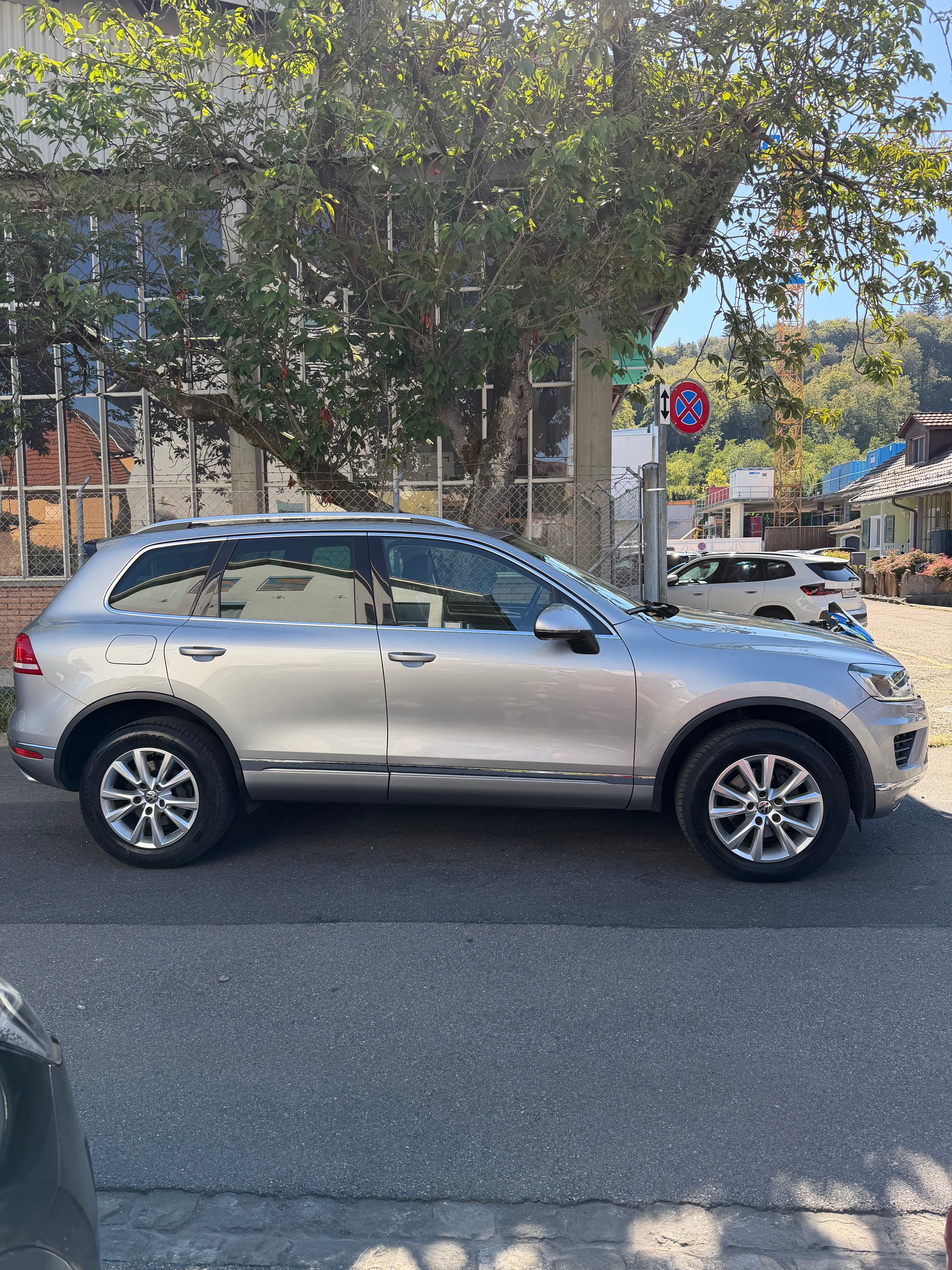 VW Touareg 3.0 TDI BlueMotion Technology Tiptronic-image-1