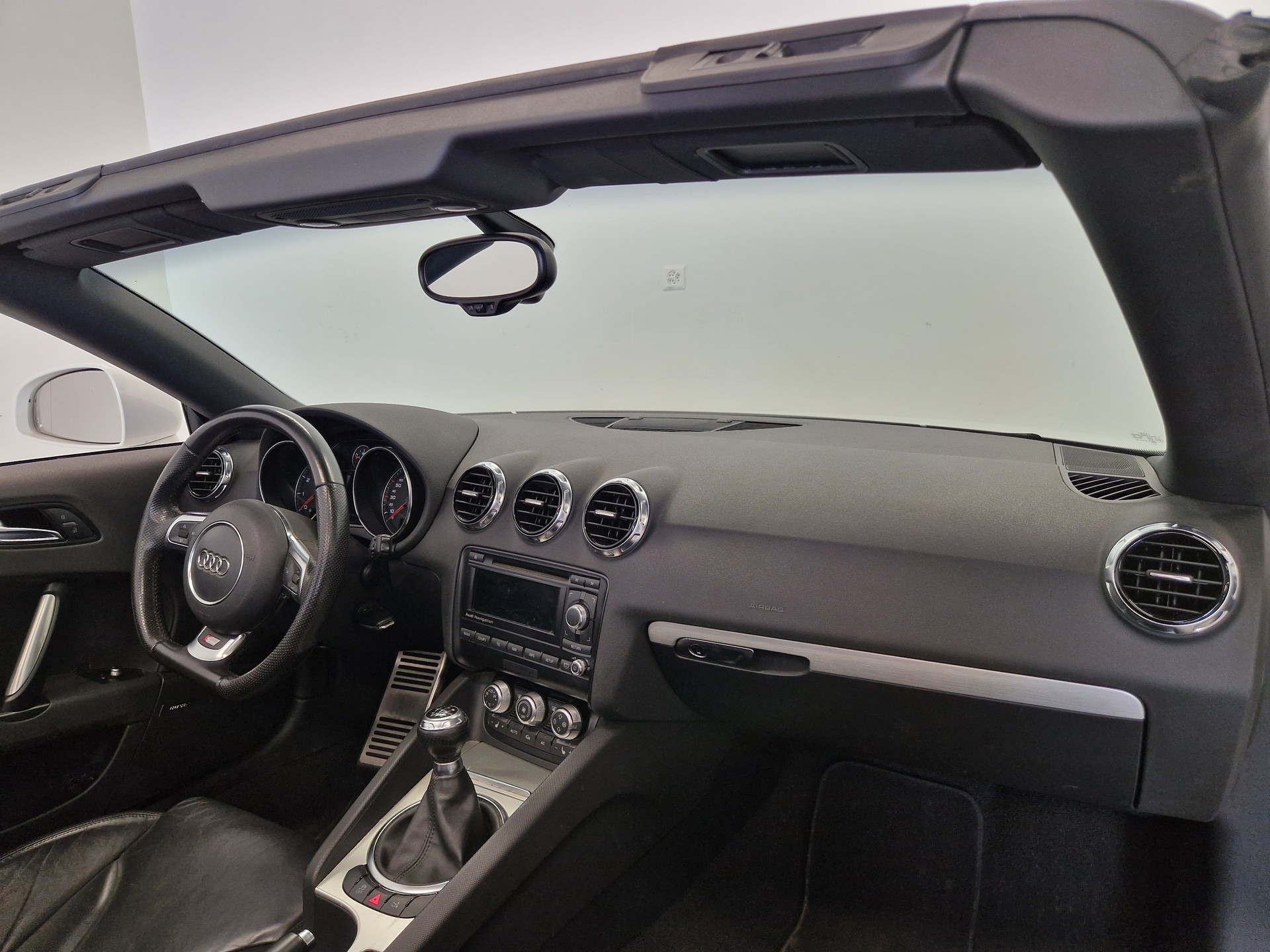 AUDI TT Roadster 1.8 TFSI-image-4