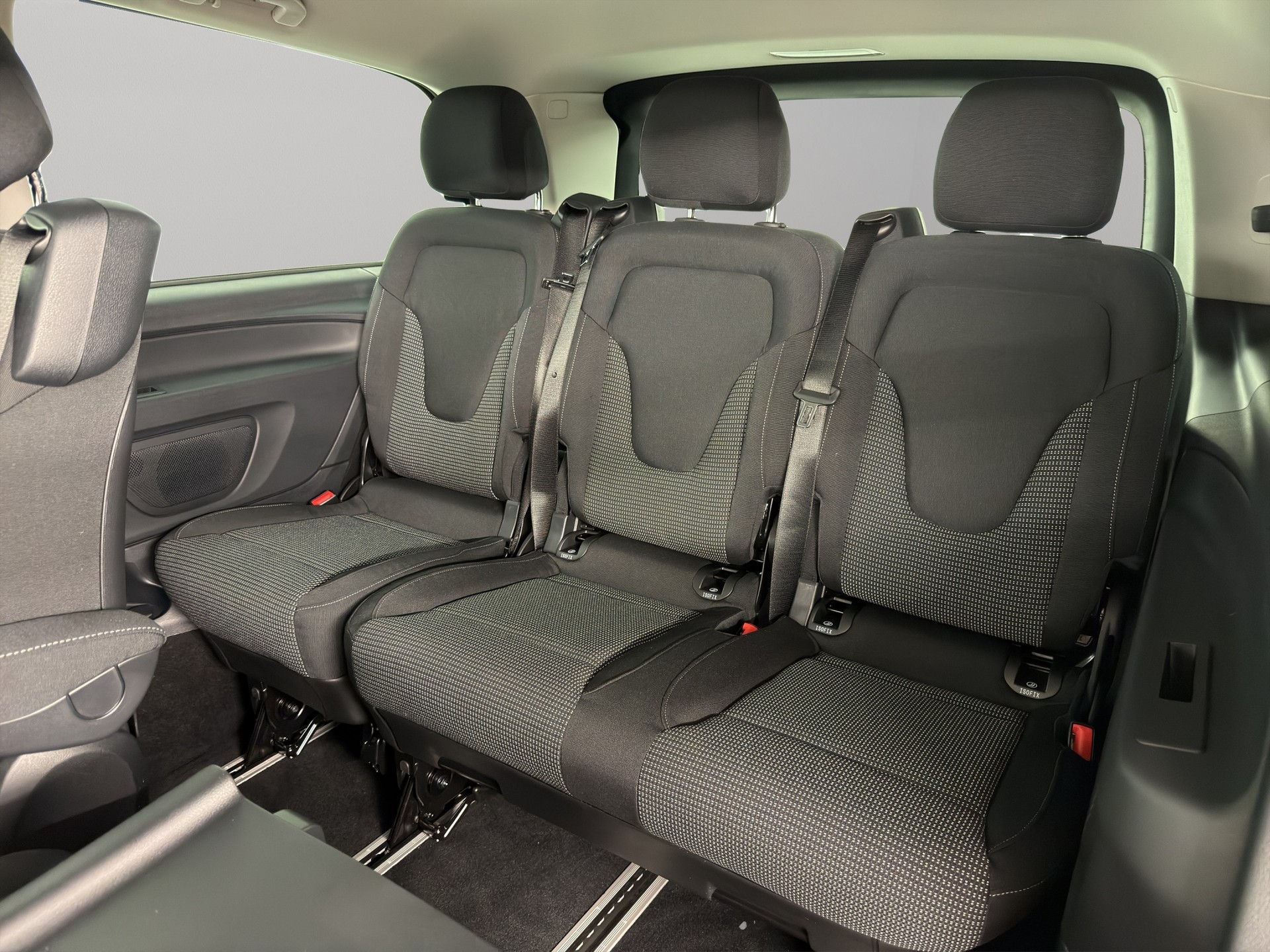 MERCEDES-BENZ Vito 116 Kombi L 2.0 CDI Select Family-image-9