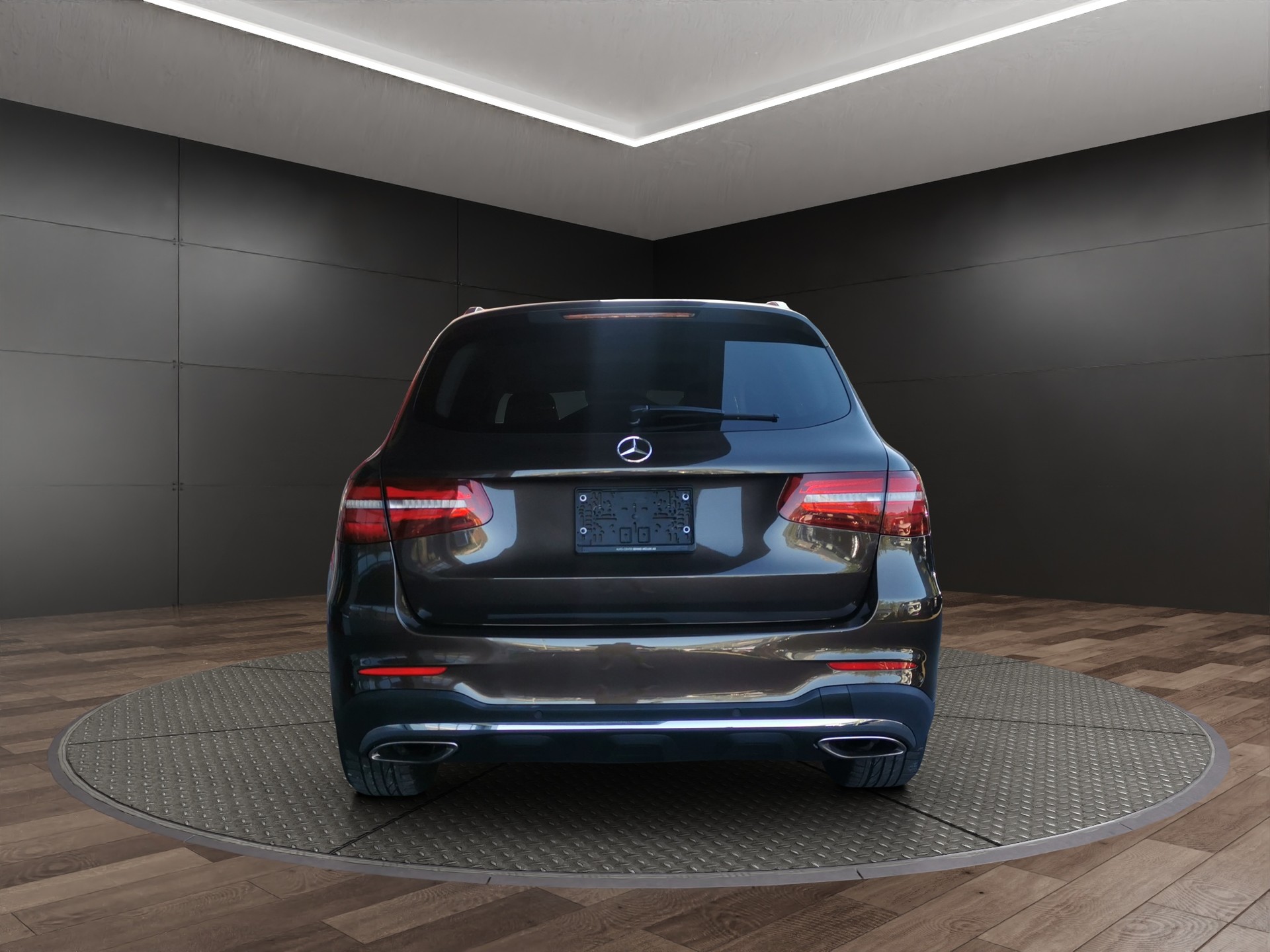 MERCEDES-BENZ GLC 250 AMG Line 4Matic 9G-Tronic-image-7