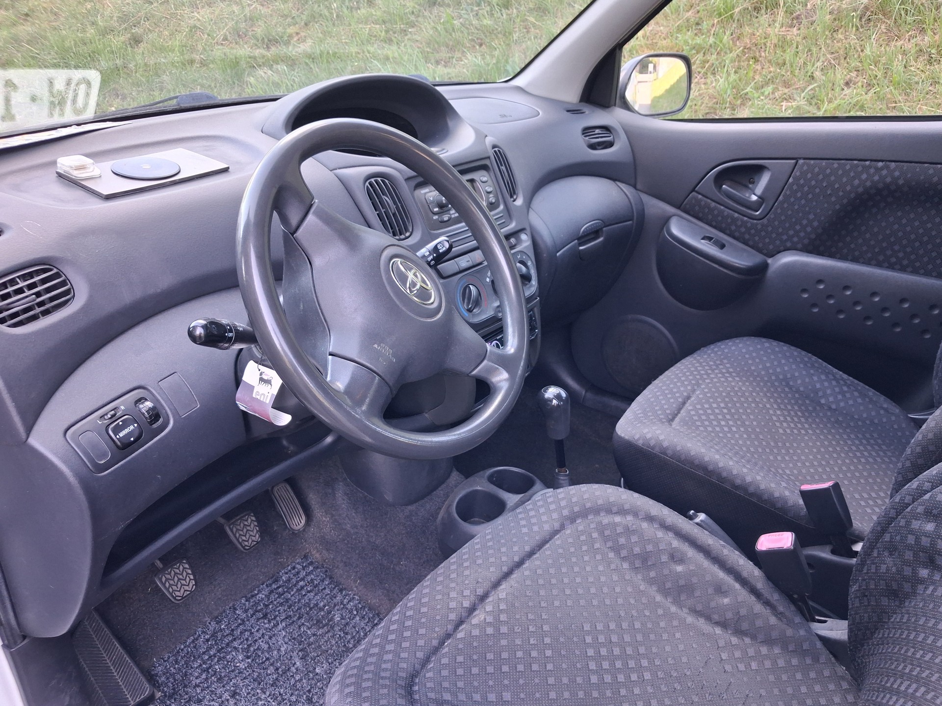 TOYOTA Yaris Verso 1.3 Linea Luna-image-4