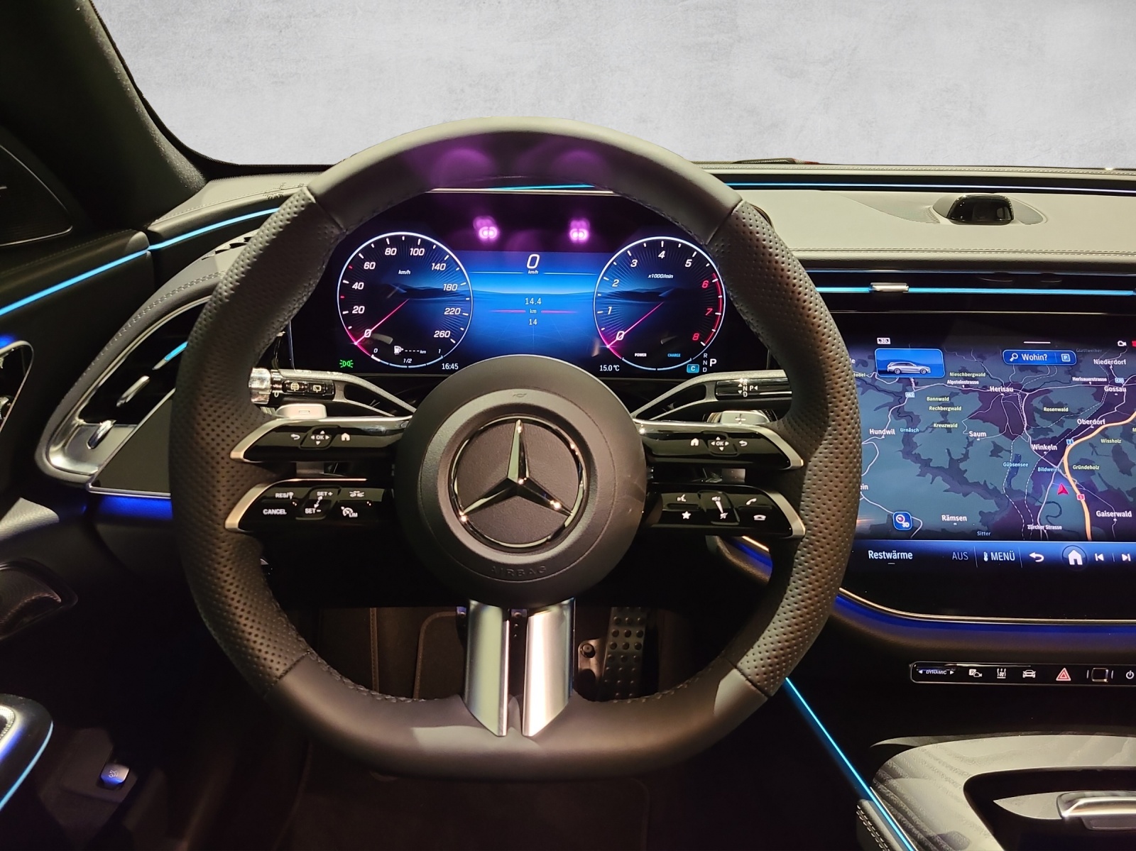 MERCEDES-BENZ E 450 AMG Line 4M T S214-image-3