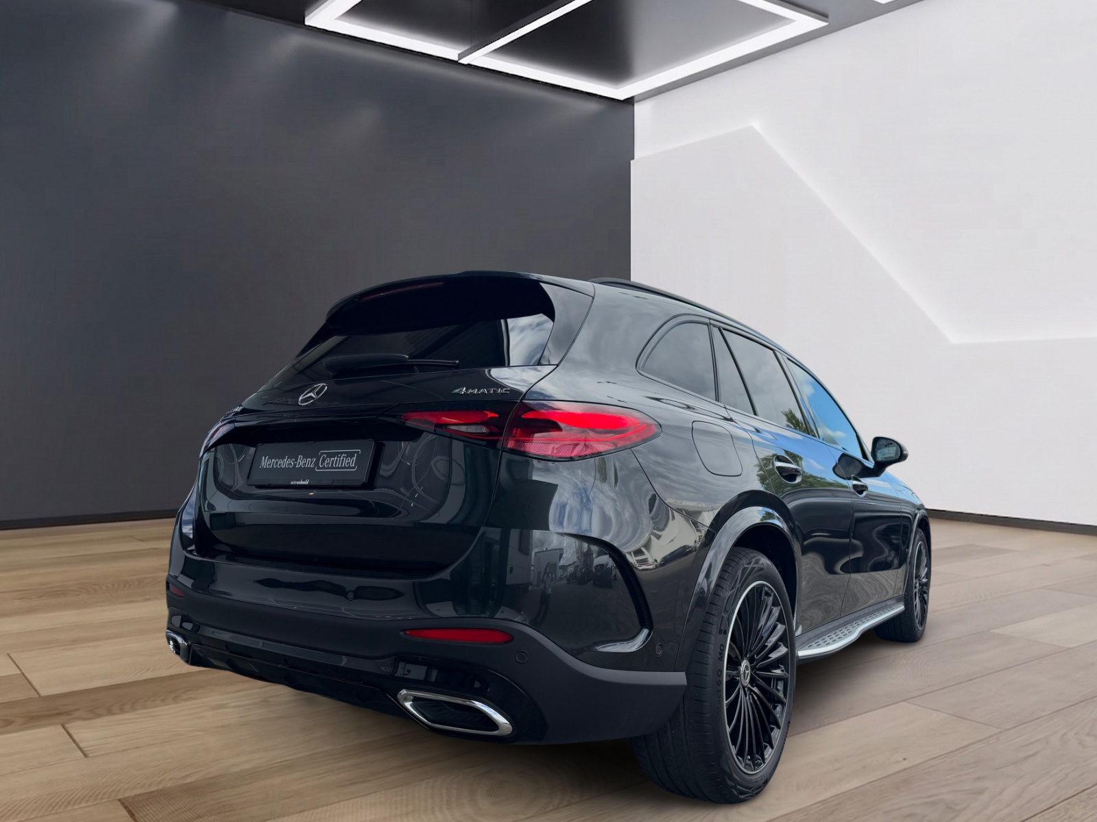 MERCEDES-BENZ GLC 220 d AMG Line 4Matic 9G-Tronic-showroom-element-1