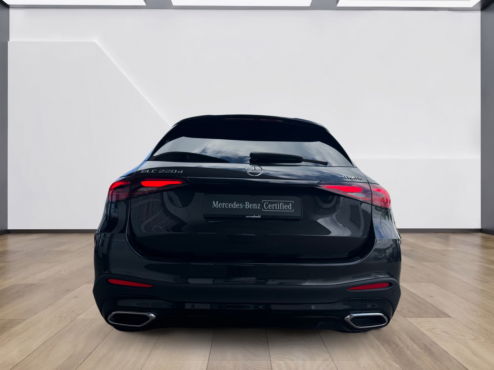 MERCEDES-BENZ GLC 220 d AMG Line 4Matic 9G-Tronic-showroom-element-2